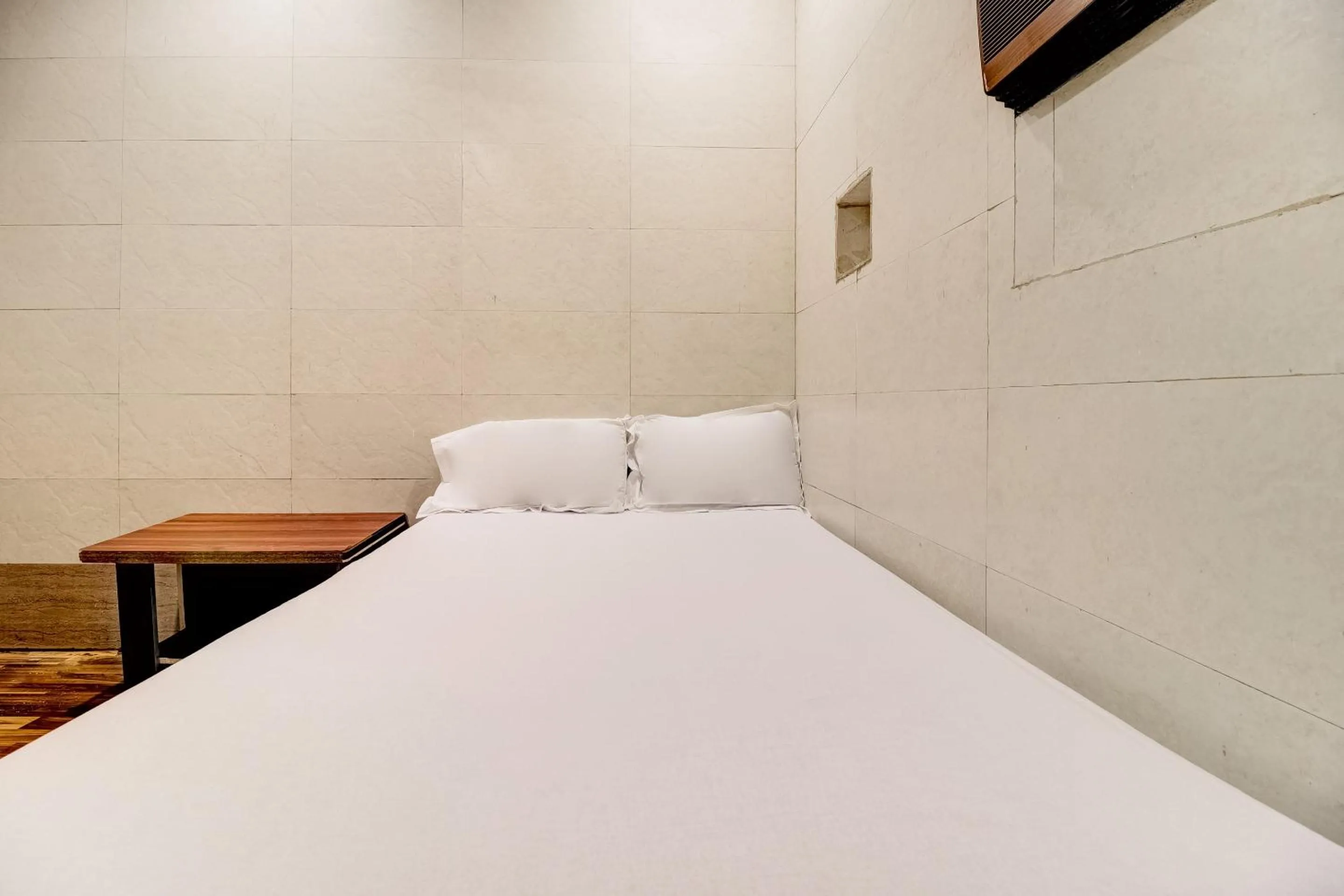 Bedroom in Hotel O Sargam Lodging And Boarding