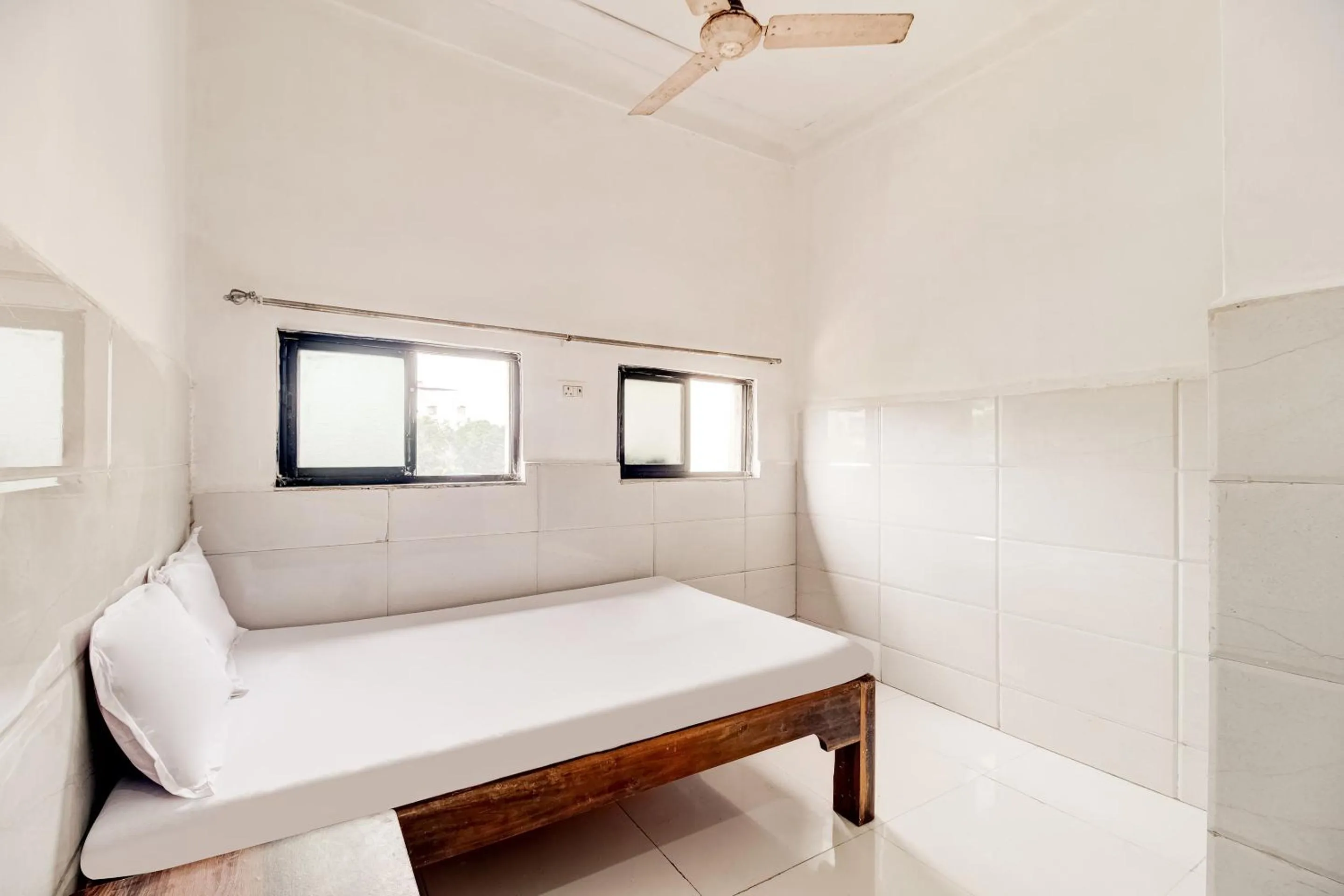 Bedroom in Hotel O Sargam Lodging And Boarding