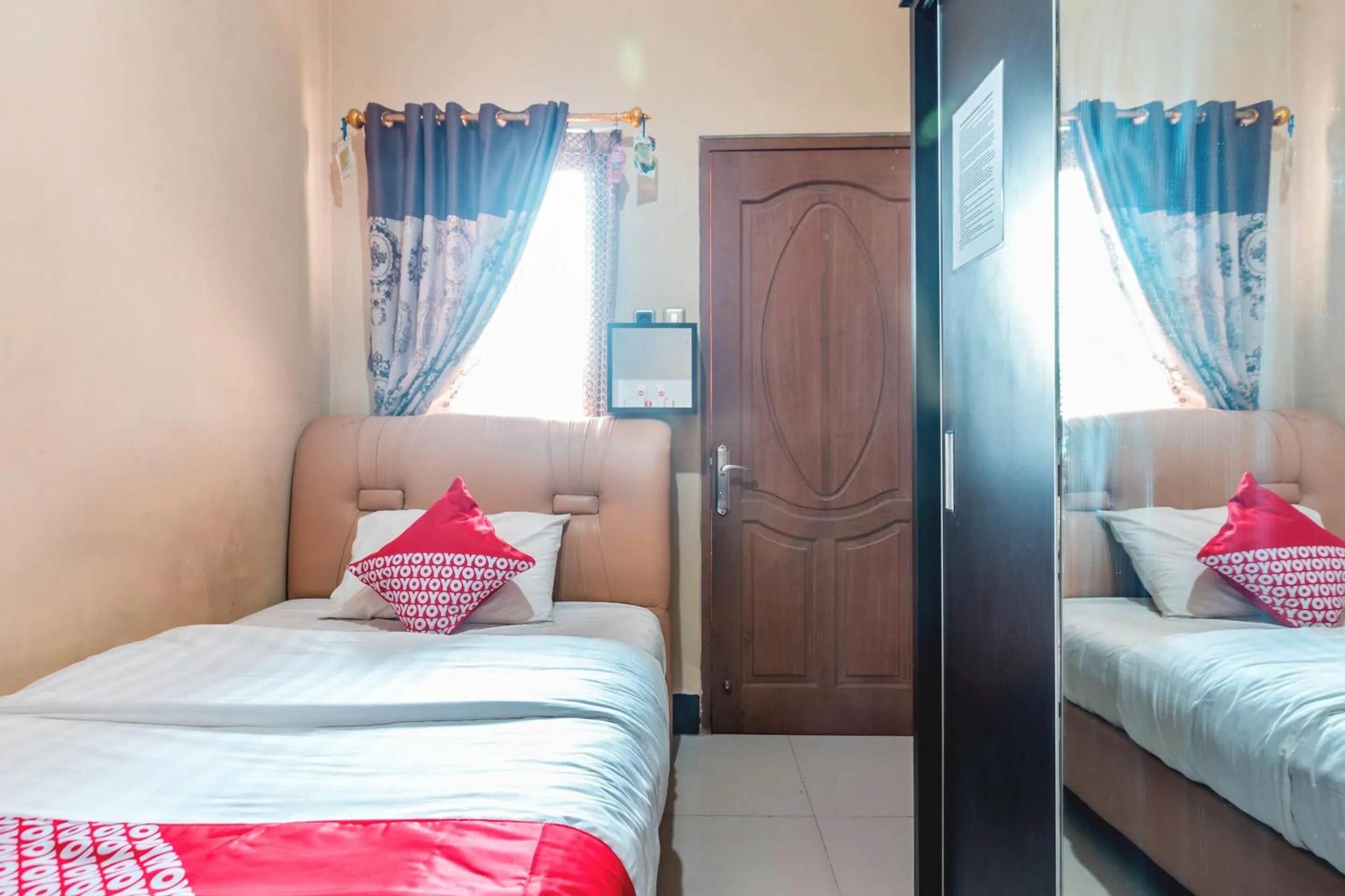 Bedroom in SUPER OYO 1640 Fallinda Hotel