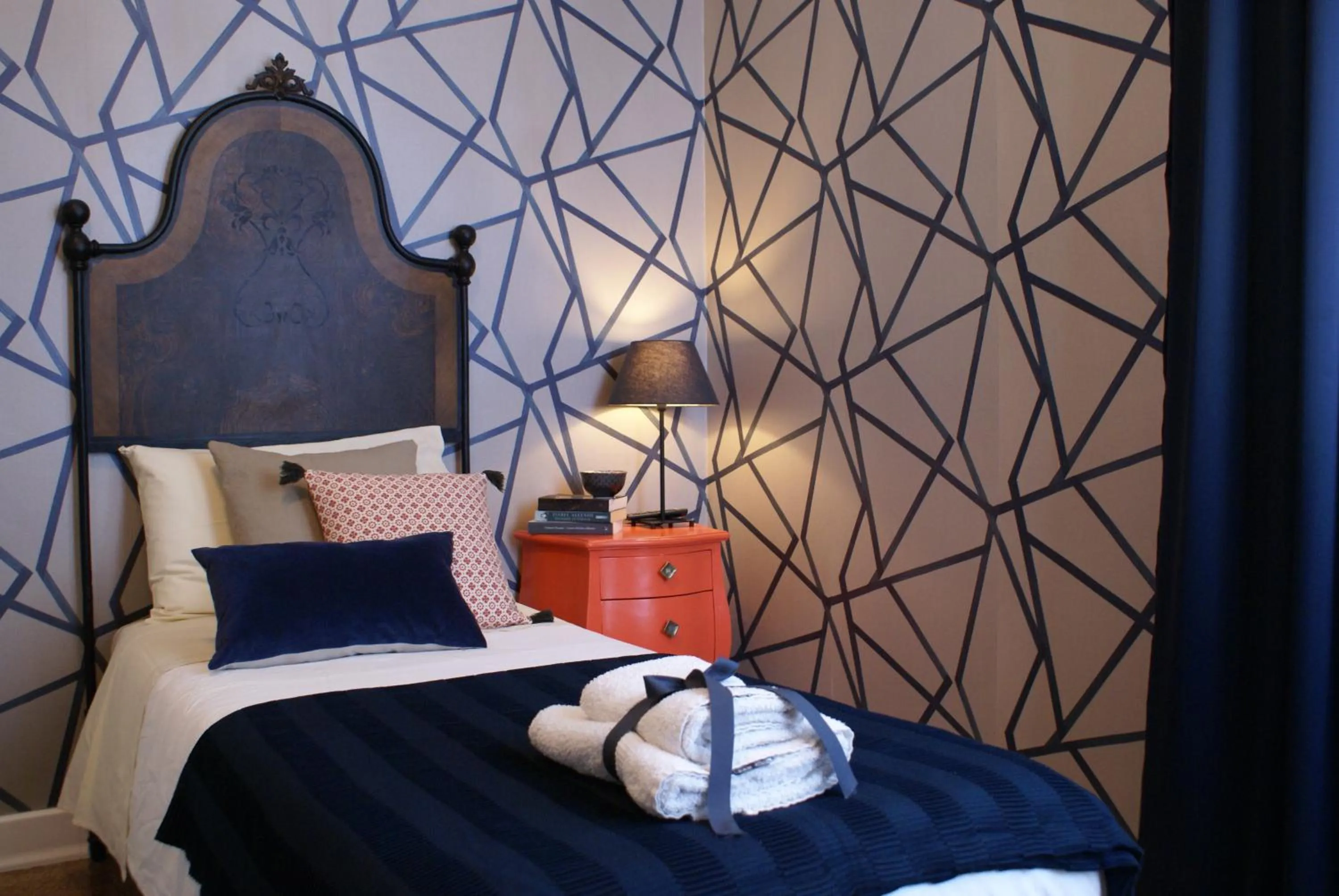 Bedroom, Bed in B&B Colombo by Addler House Ospitality