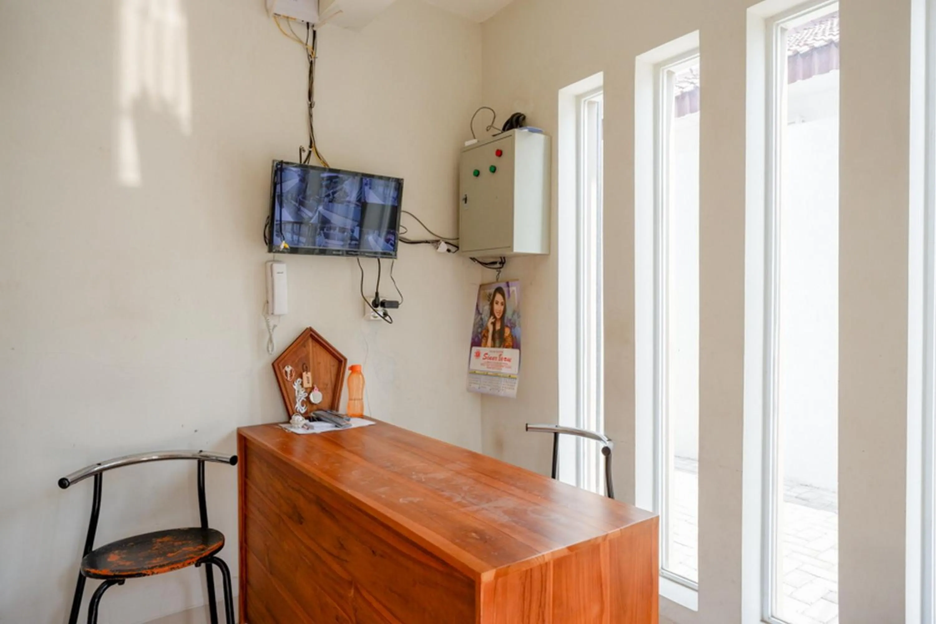 RedDoorz Plus Syariah near Stasiun Tegal 2