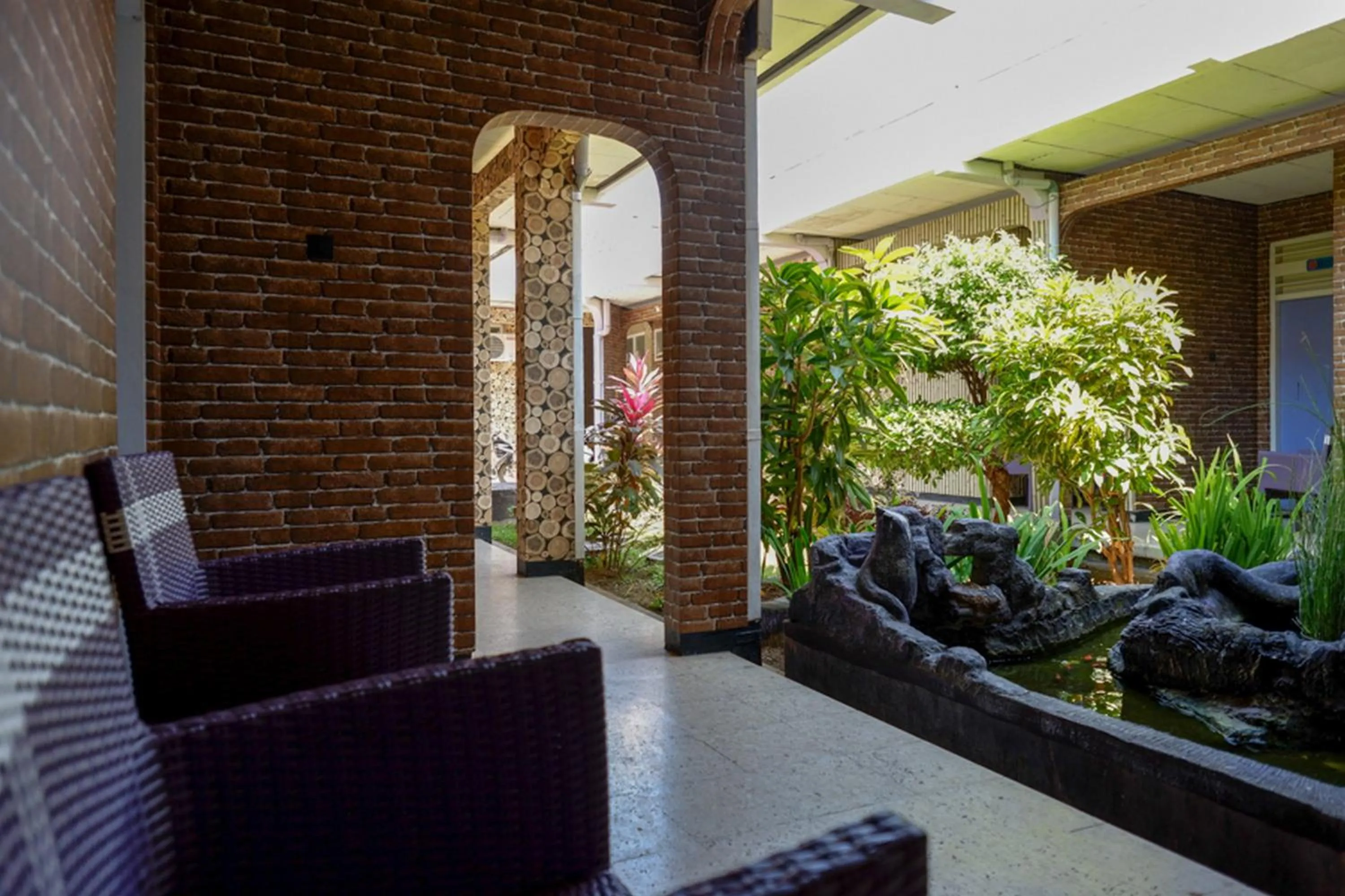 Garden view in RedDoorz near Stasiun Kebumen