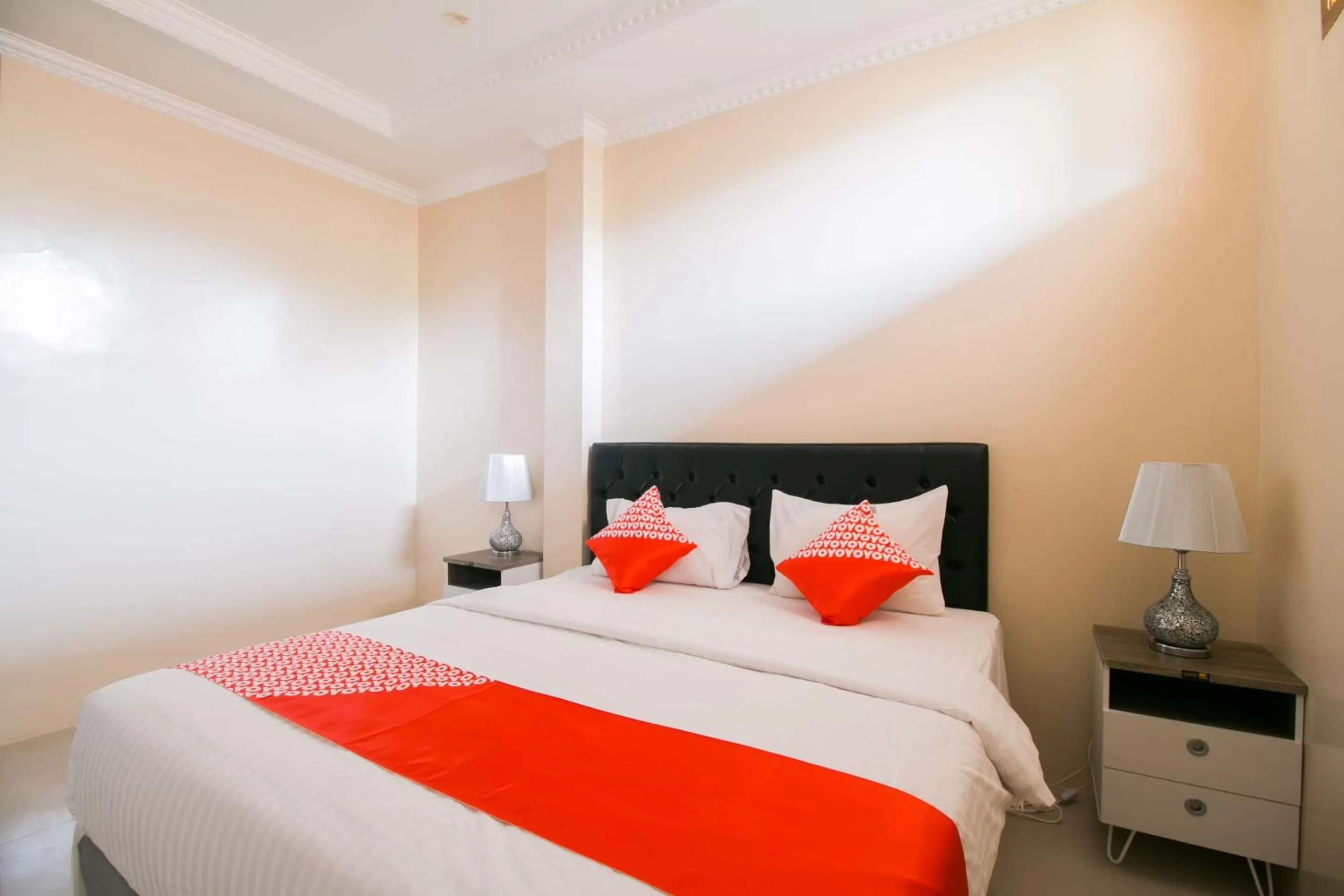 Bedroom, Bed in Hotel O Edotel Smkn 1 Pacet Syariah