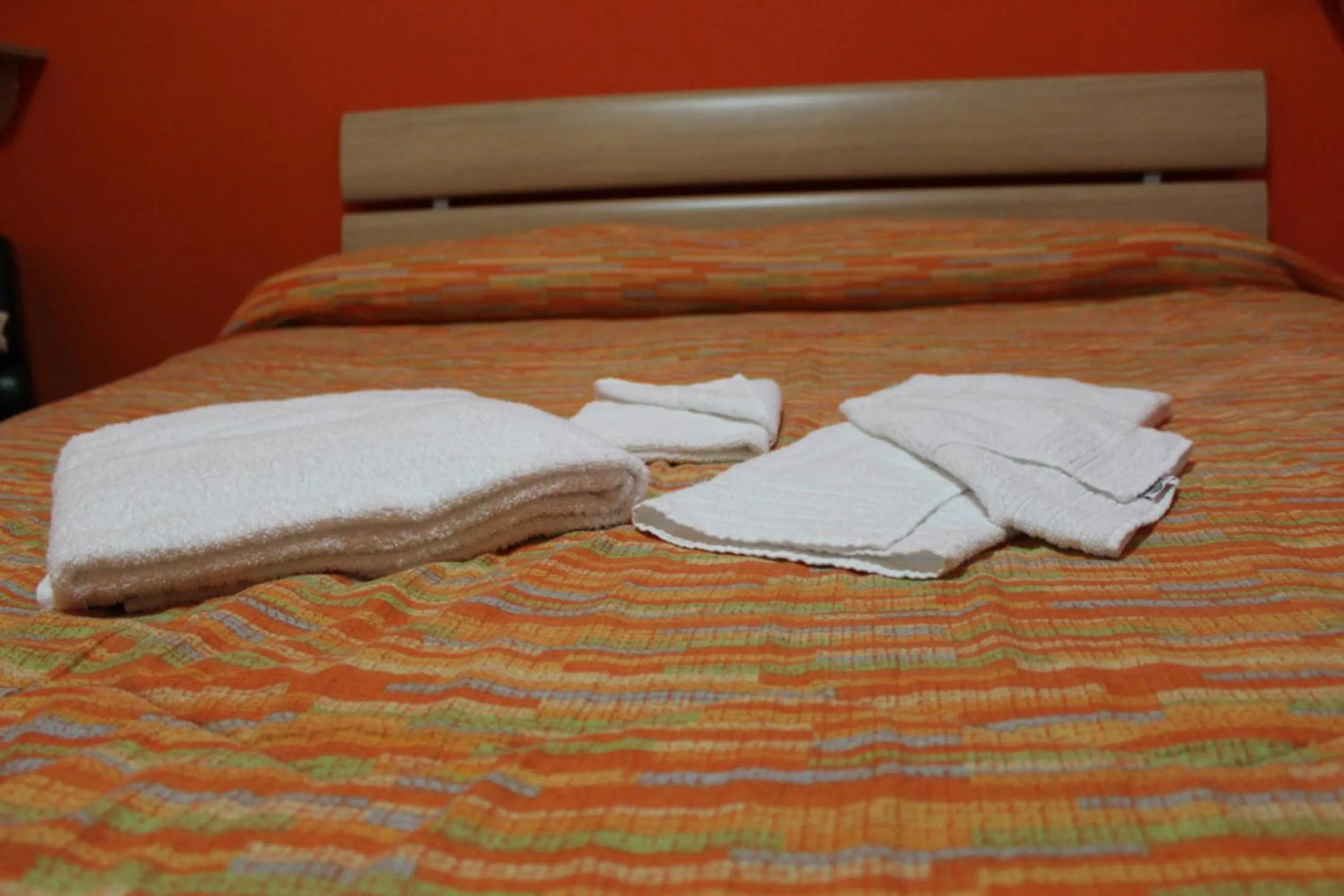 Bedroom, Bed in Aracoeli