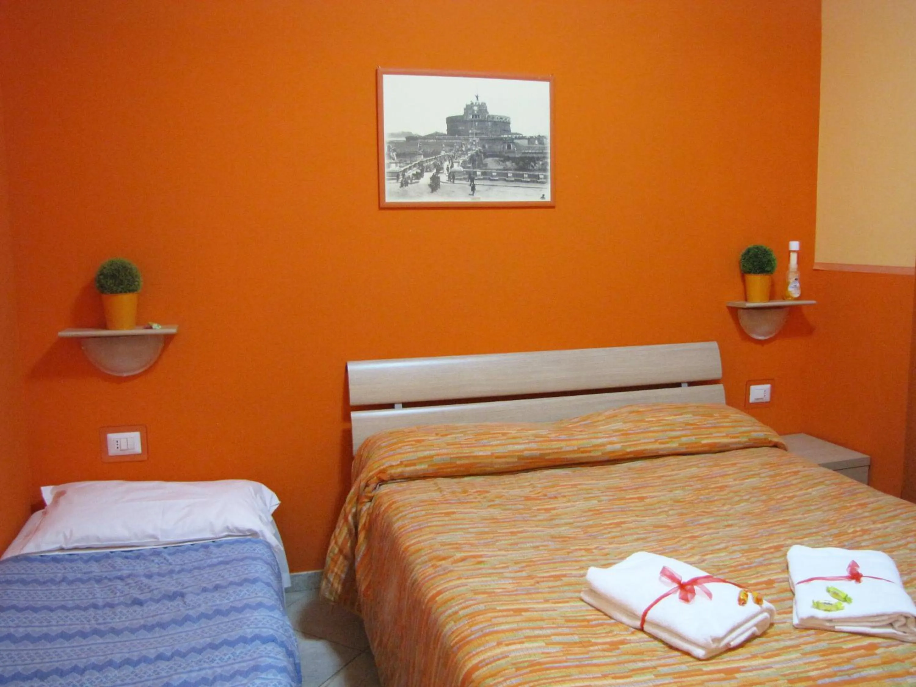 Bedroom, Bed in Aracoeli