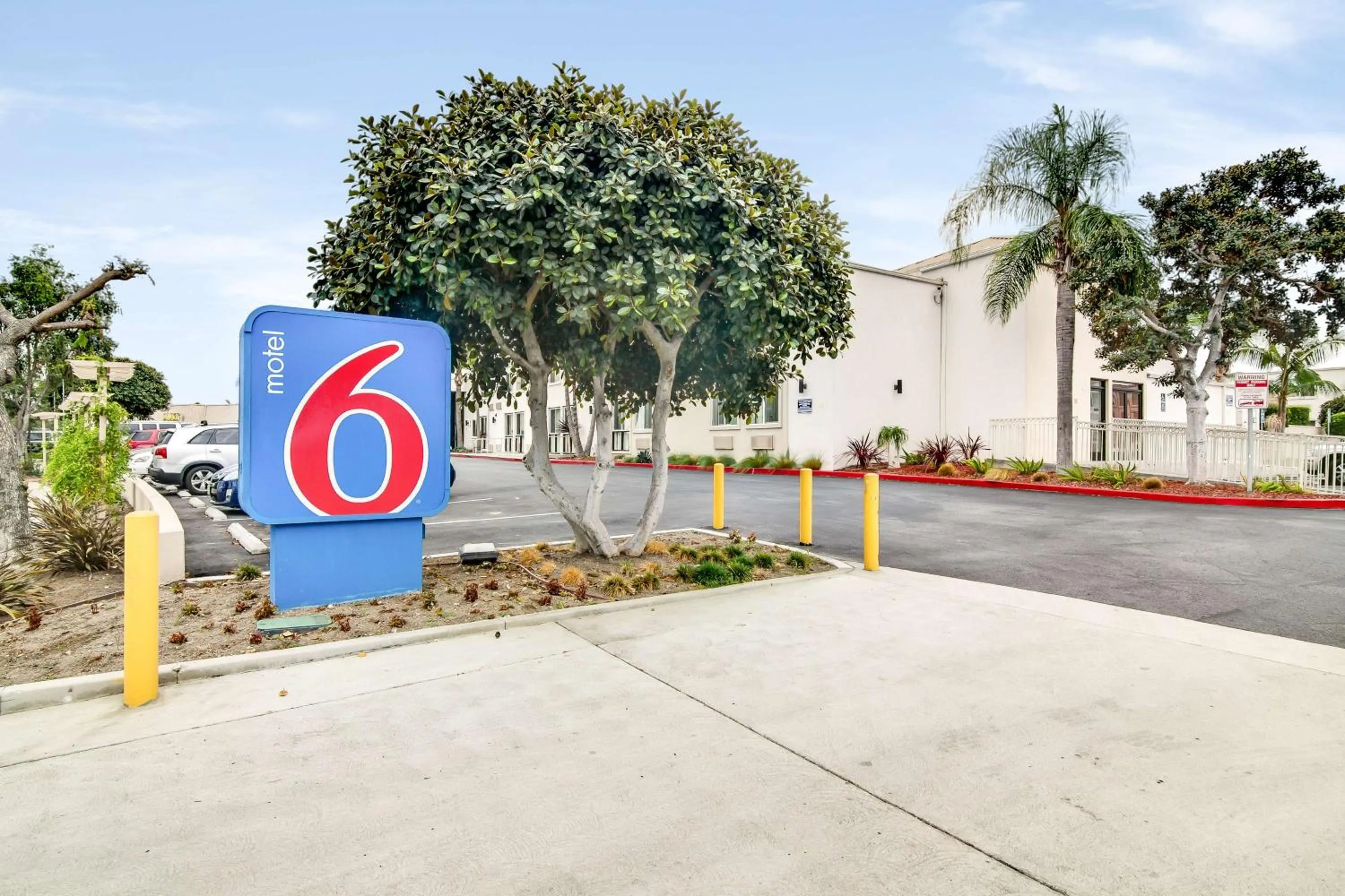 Property building in Motel 6-Carson, CA