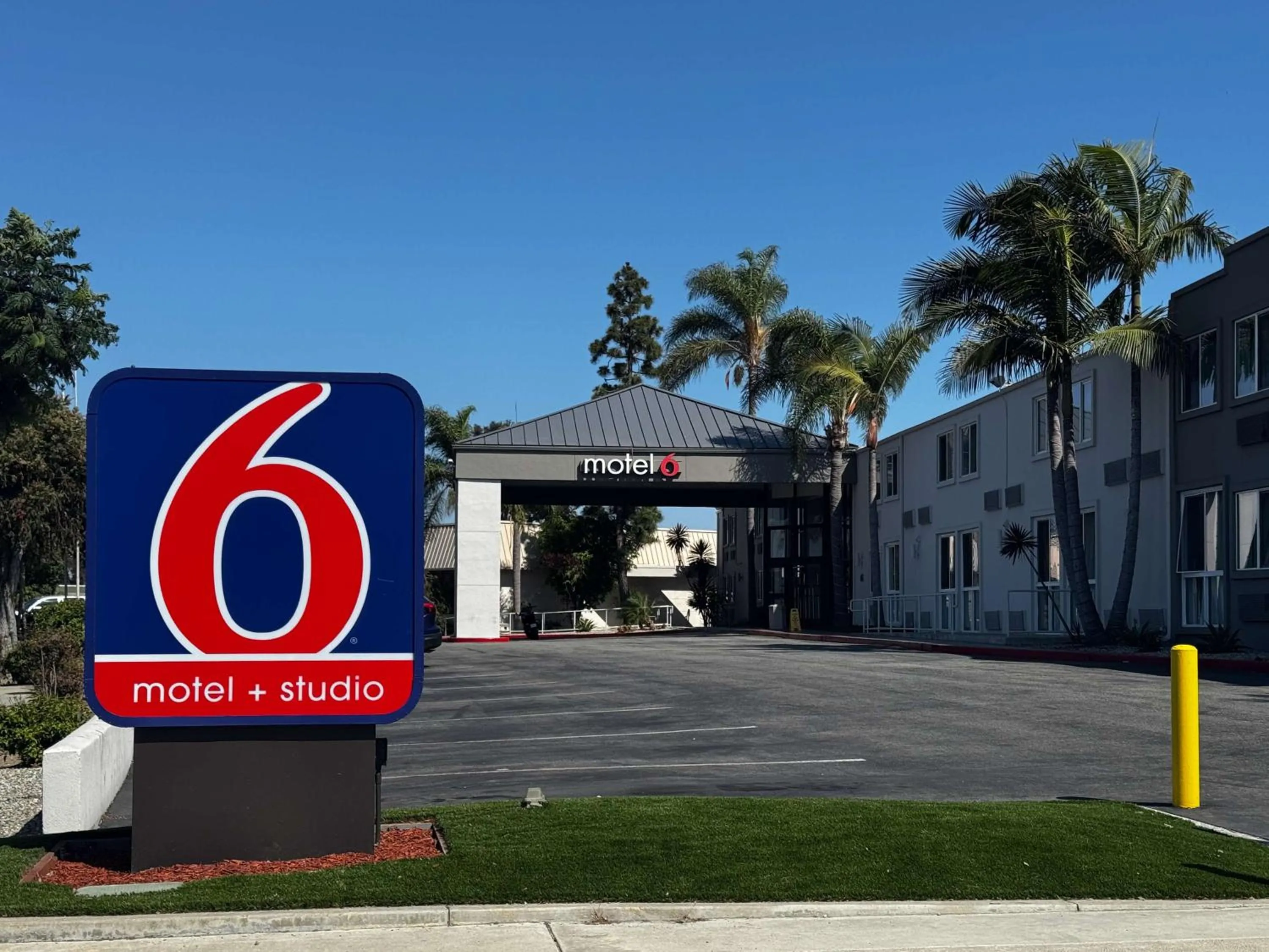 Property building in Motel 6-Carson, CA