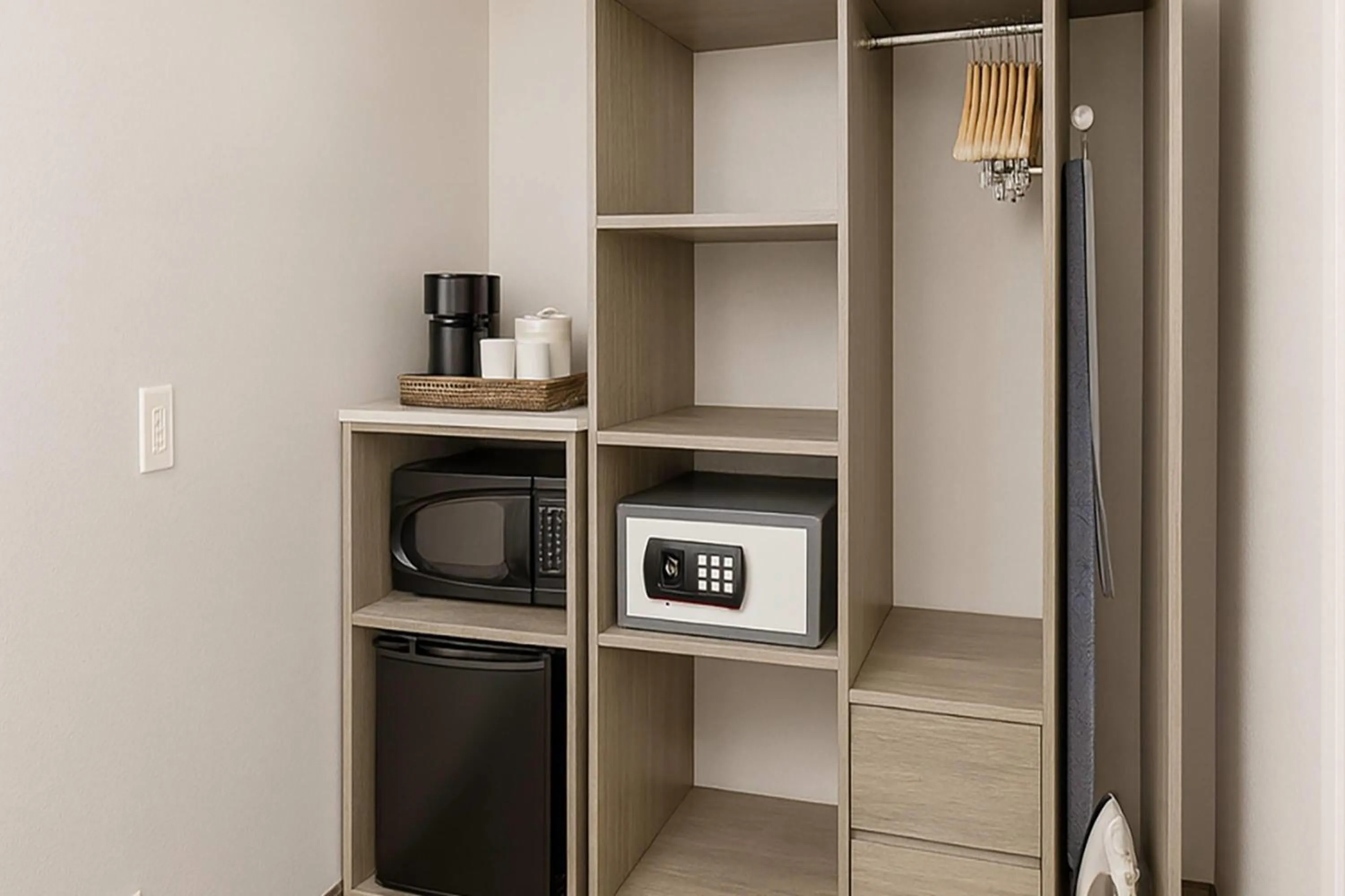 Photo of the whole room in Travelodge by Wyndham LAX