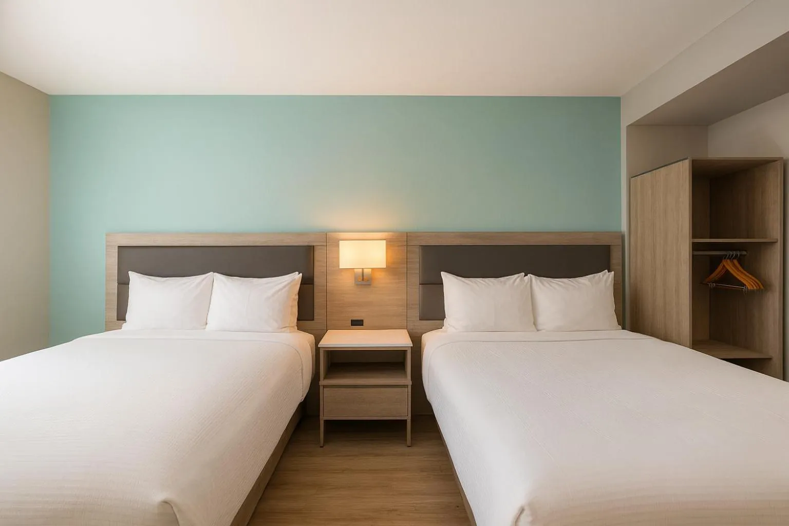 Bed in Travelodge by Wyndham LAX