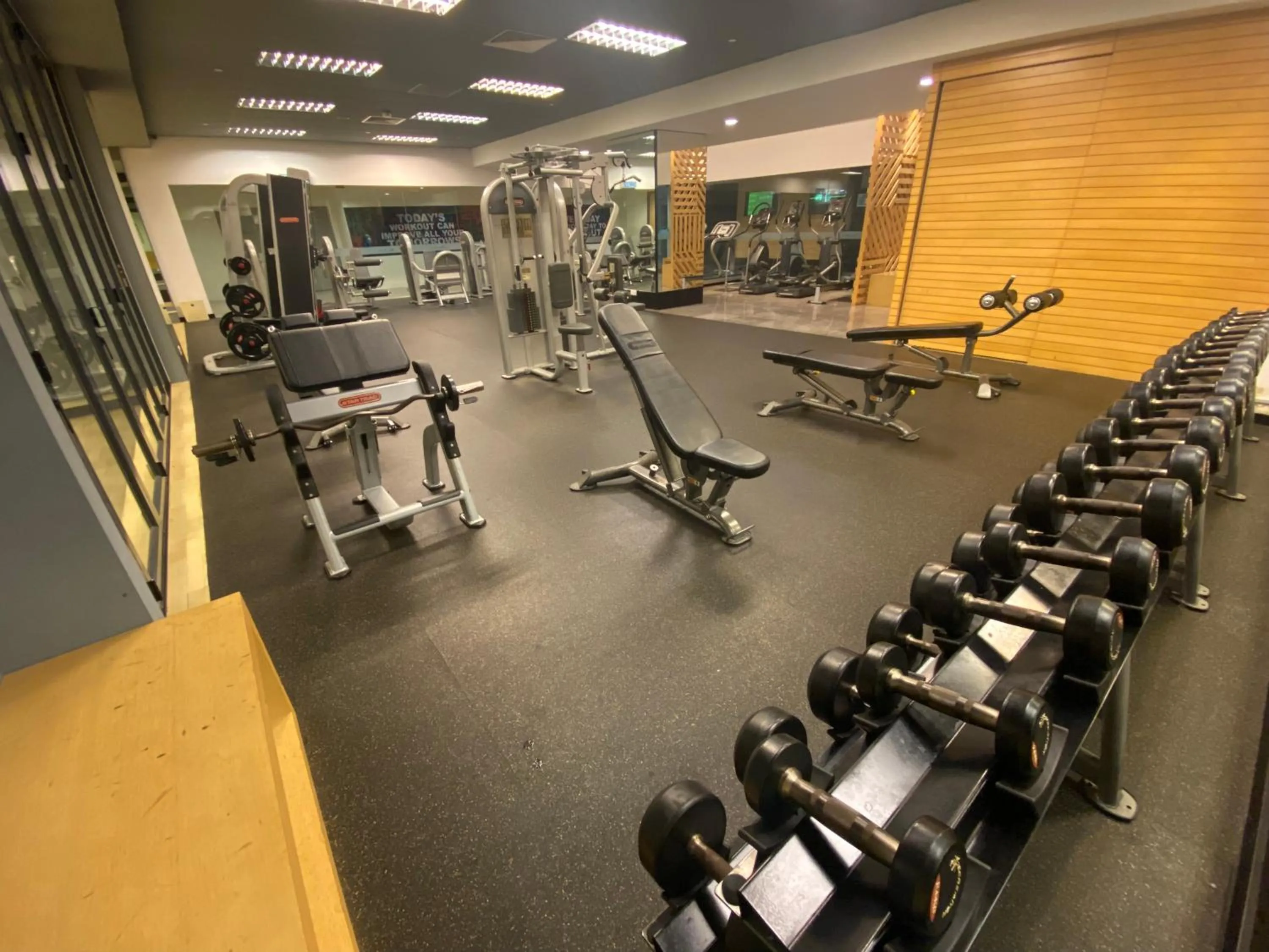 Imperial Suites at Boulevard Mall