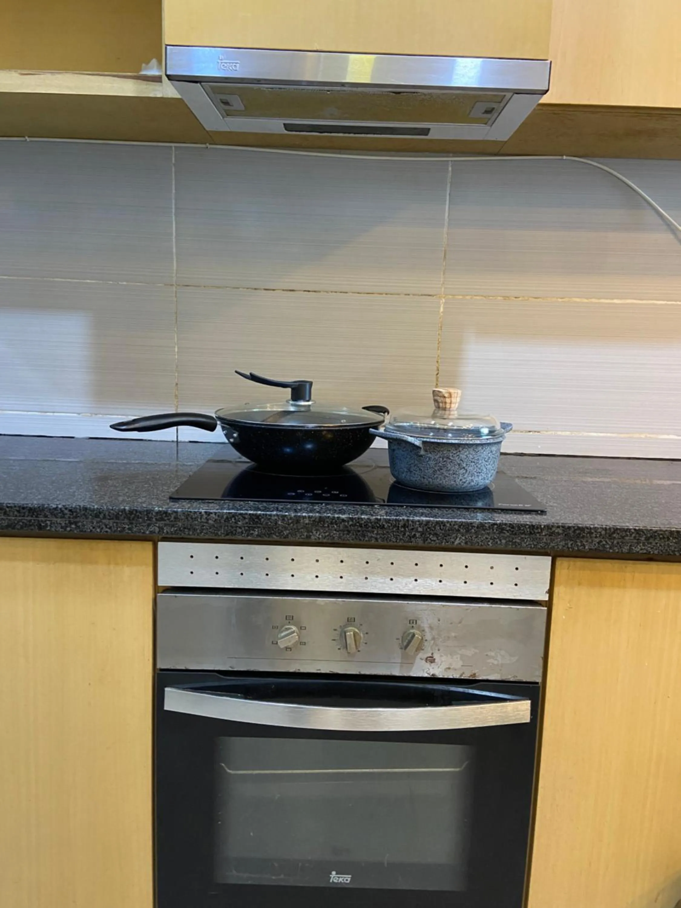 Kitchen or kitchenette in Imperial Suites at Boulevard Mall