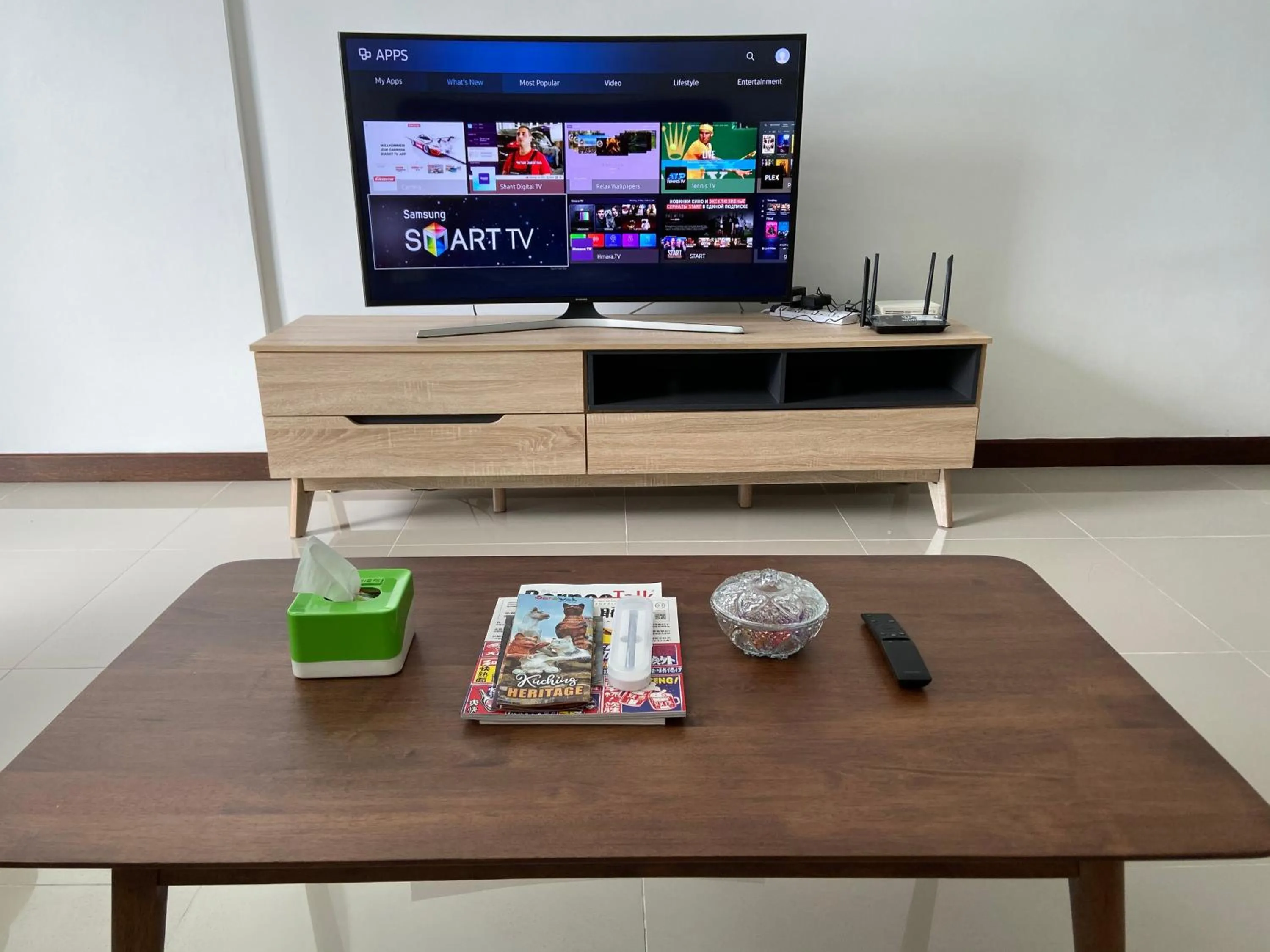 TV and multimedia in Imperial Suites at Boulevard Mall