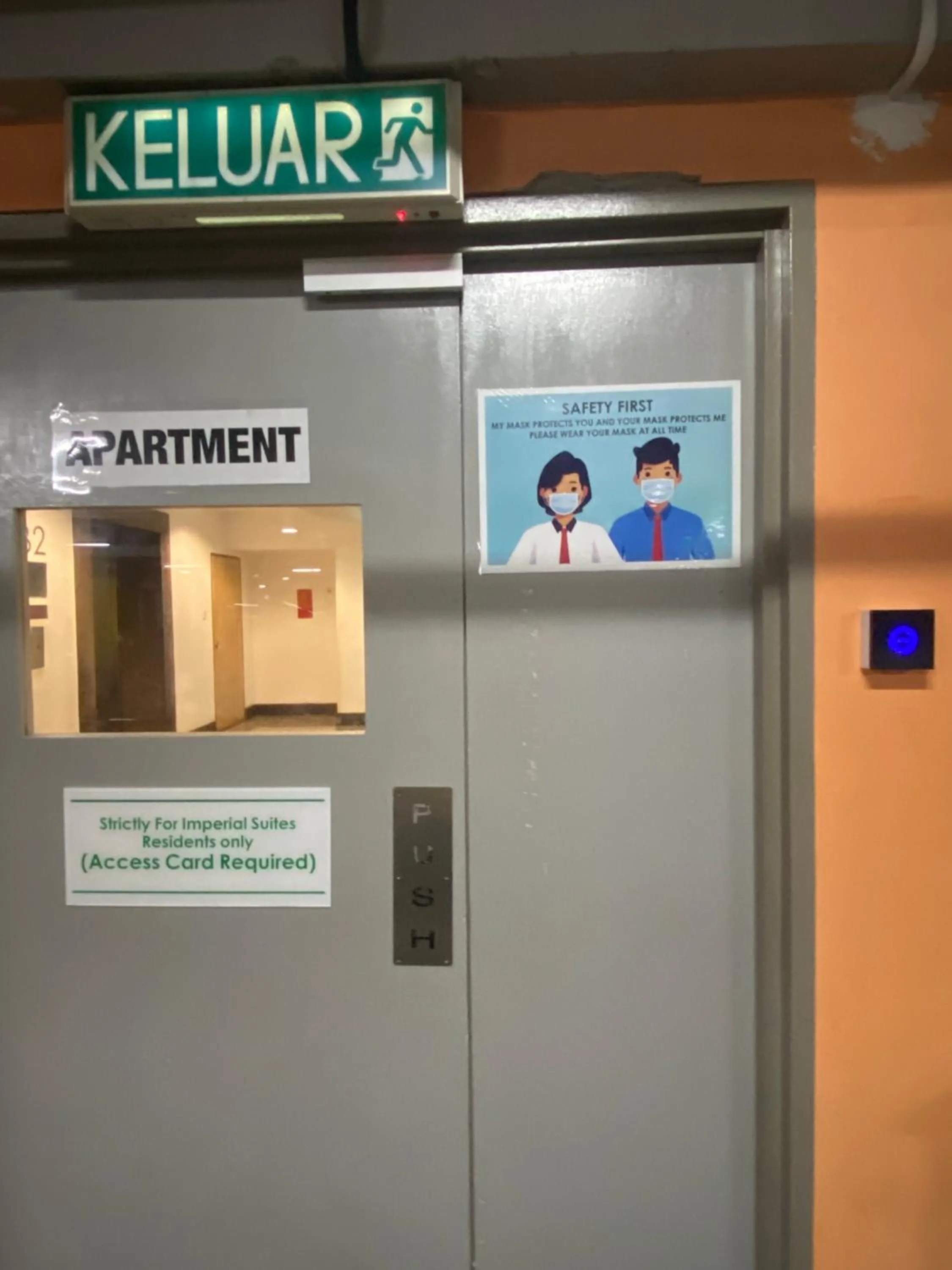 Parking in Imperial Suites at Boulevard Mall