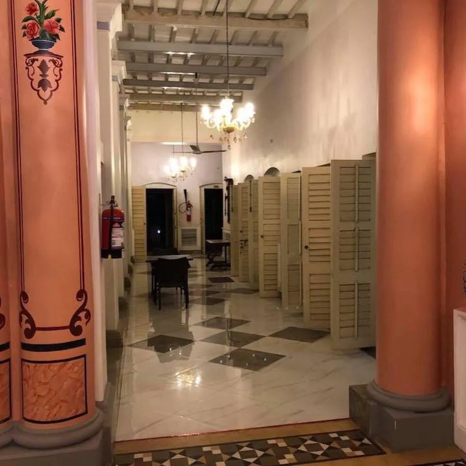 COSSIMBAZAR PALACE OF THE ROYS ( RAJBARI)