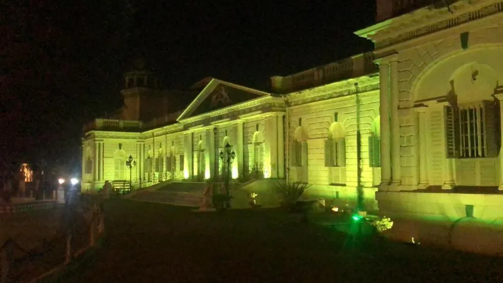 COSSIMBAZAR PALACE OF THE ROYS ( RAJBARI)