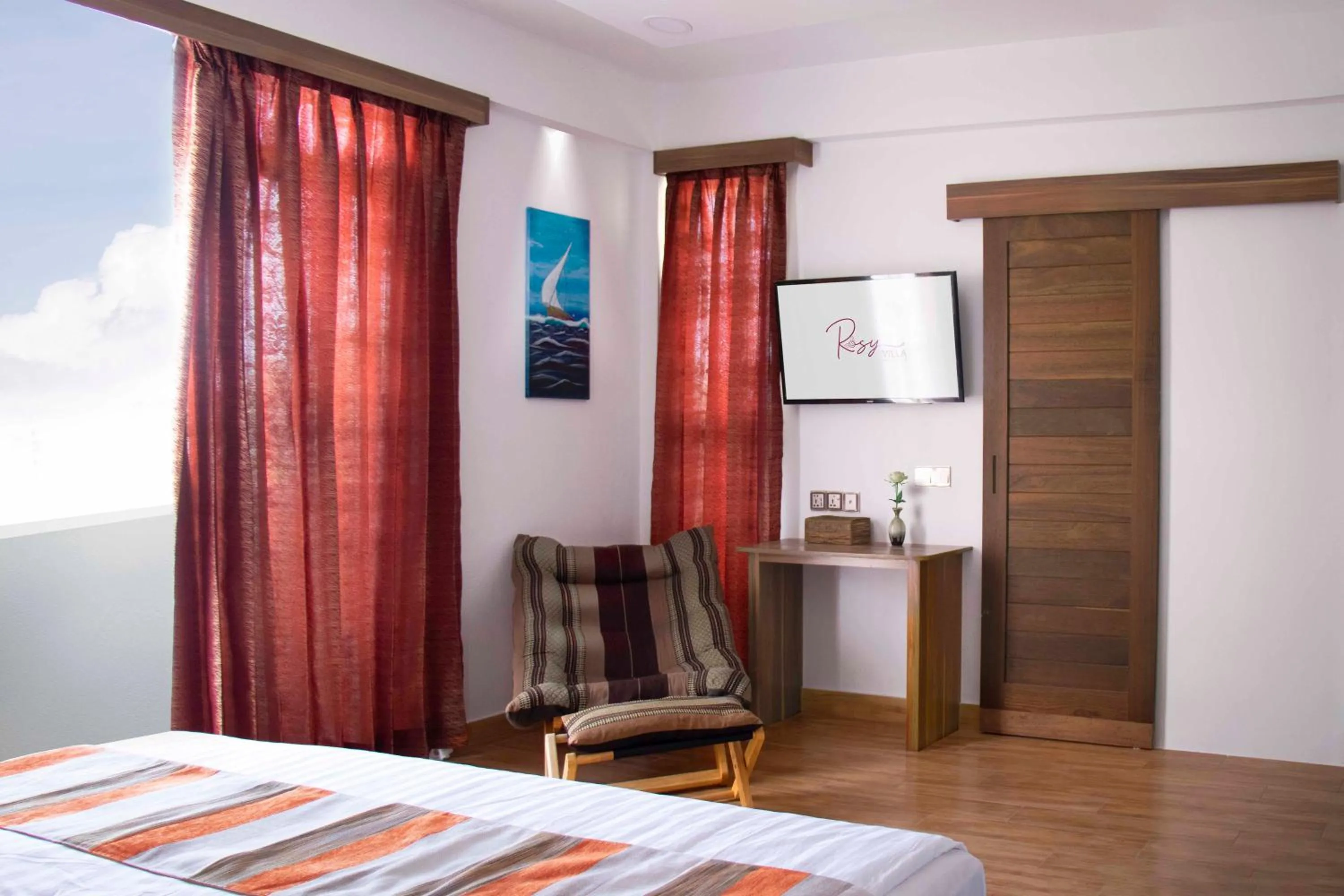 Bedroom, Bed in Rosy Villa Hotel