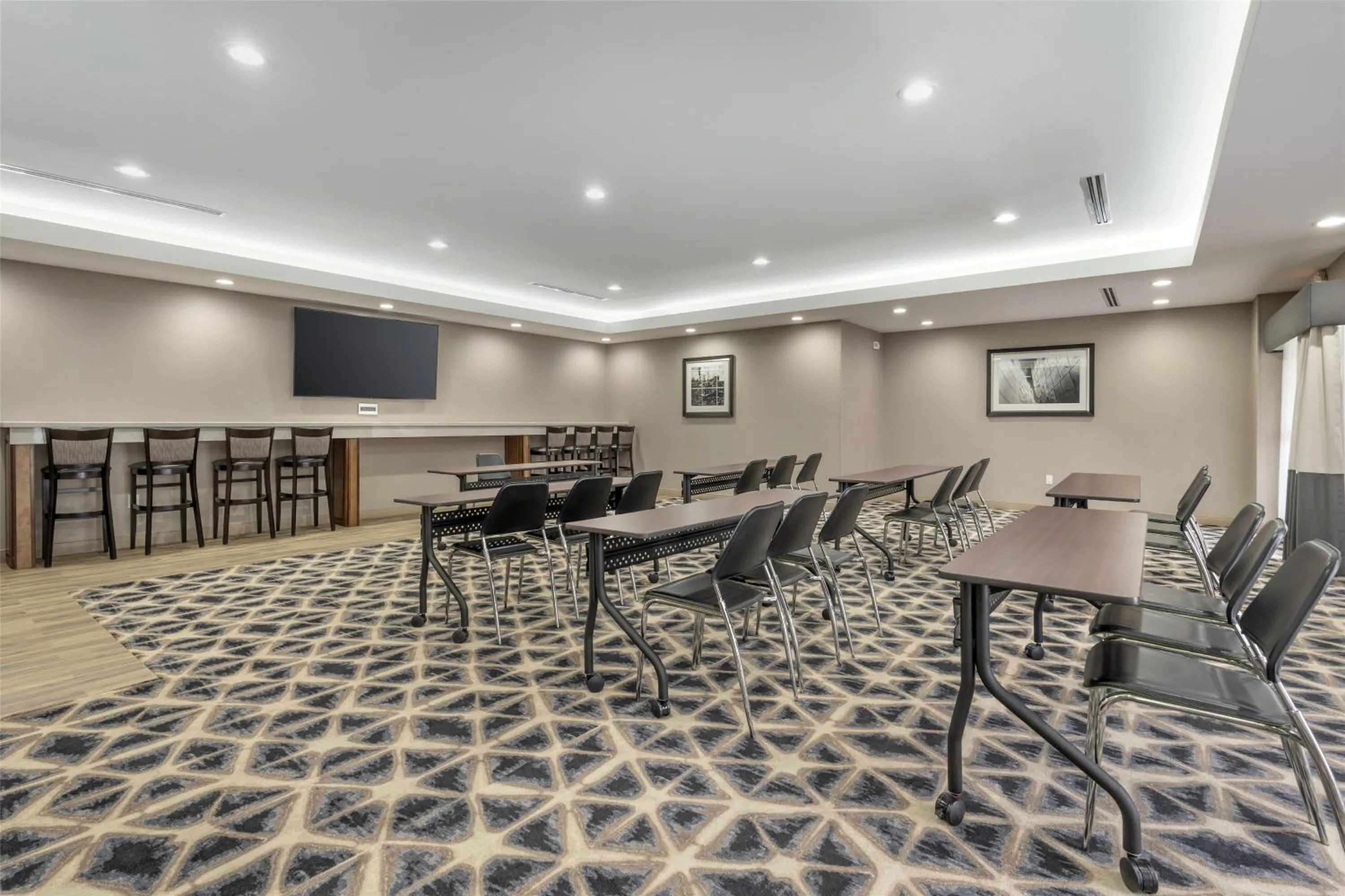 Property building in Best Western Plus Hotel at the Convention Center