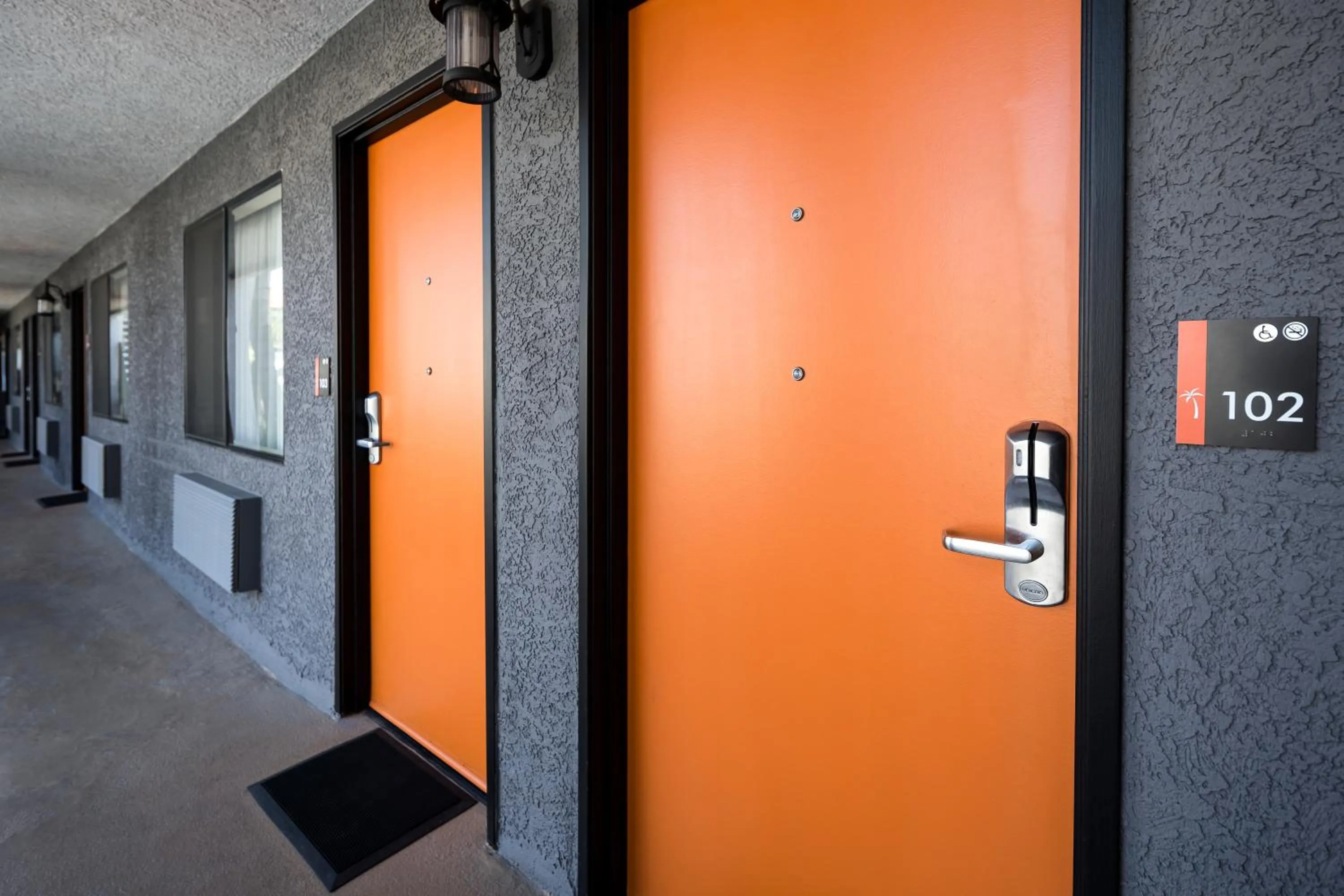 Facade/entrance in Canoga Hotel at Warner Center