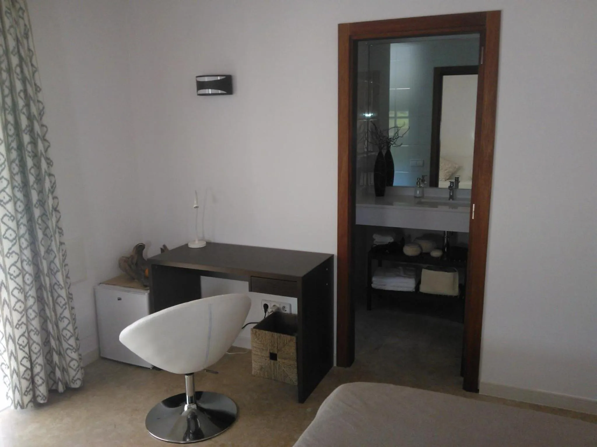 Photo of the whole room in Soller Garden