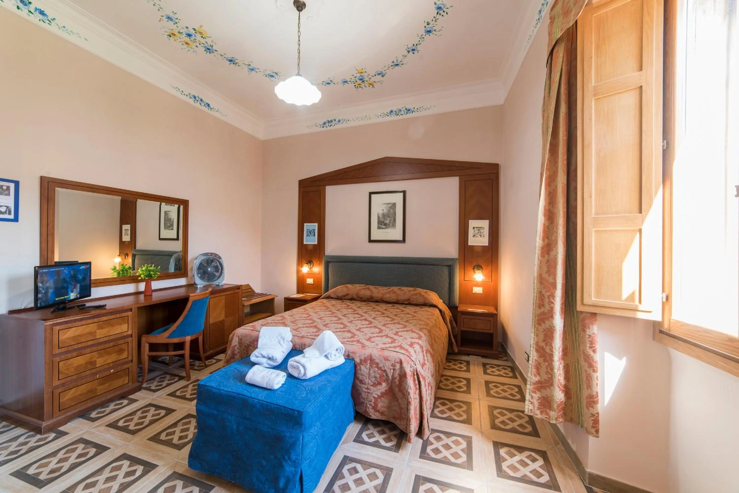 Photo of the whole room, Bed in Al Seminario