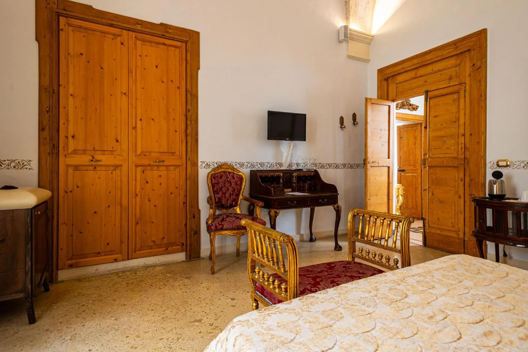 Bed in Palazzo Gallo Resort