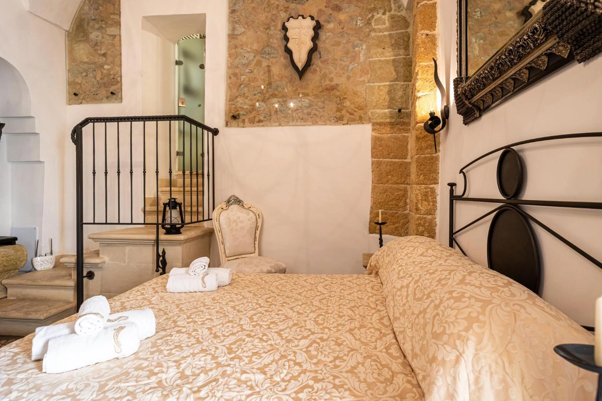 Bed in Palazzo Gallo Resort