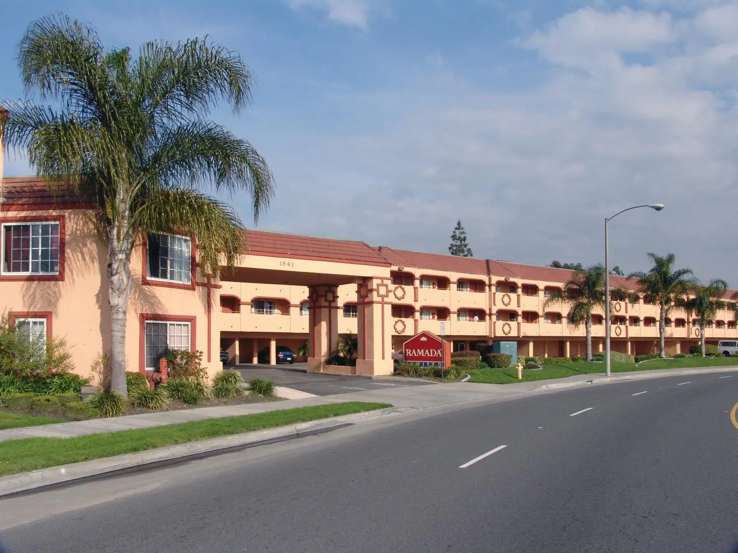 Property building in Ramada by Wyndham Ontario Airport & Convention Center