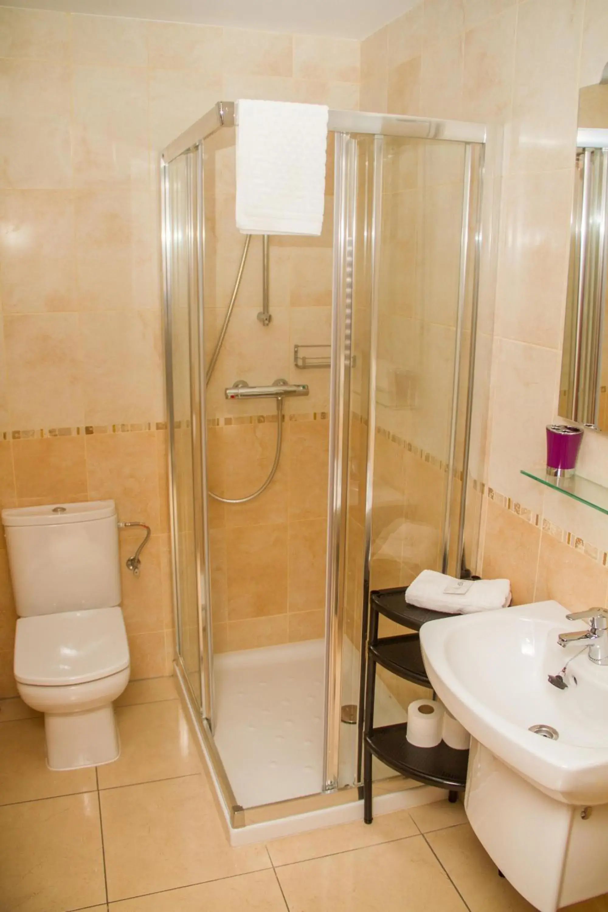 Large Twin Room in Hostal Gran Sol Large Twin Room in Hostal Gran Sol