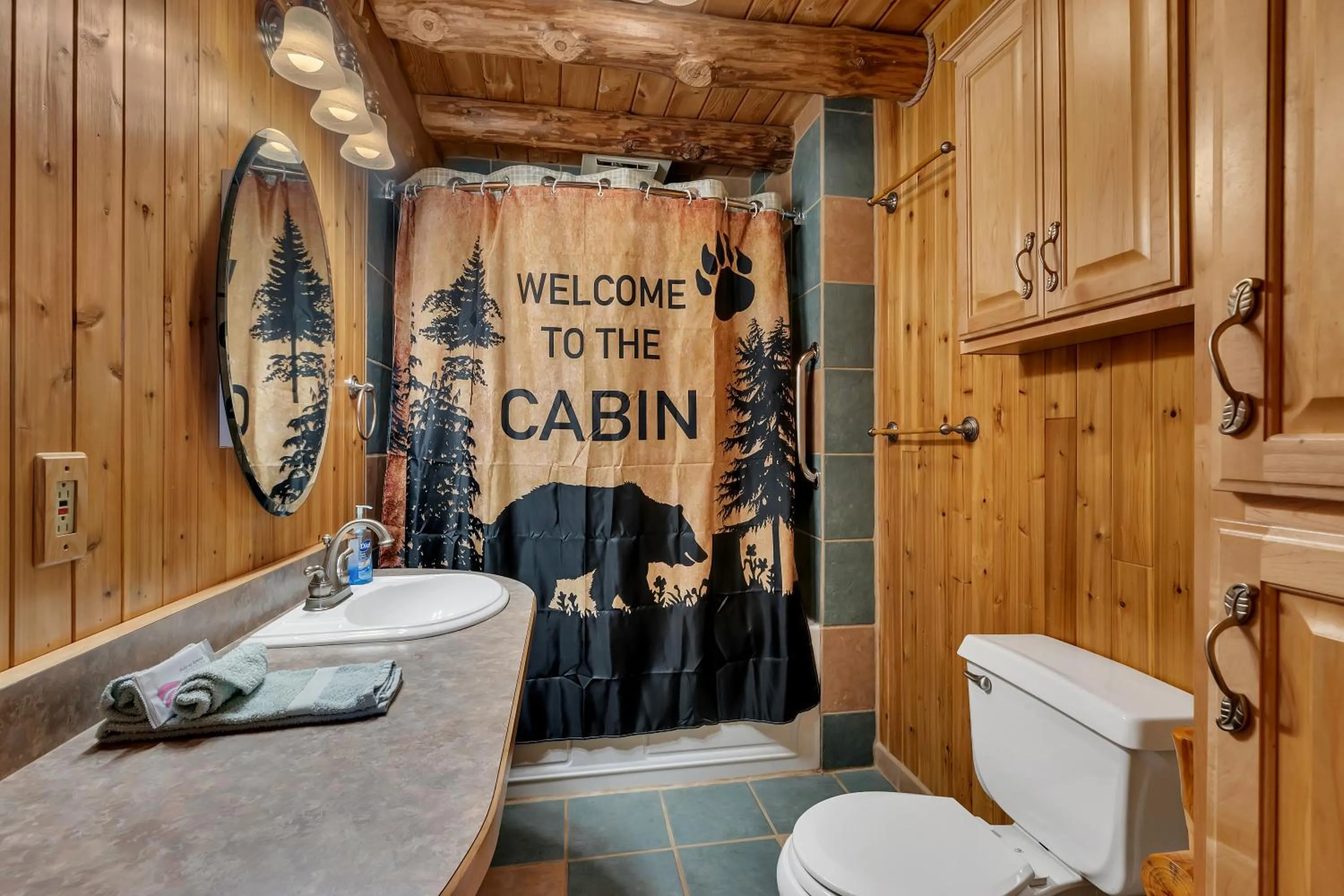 Bathroom in Blue Moon Resort & Motel