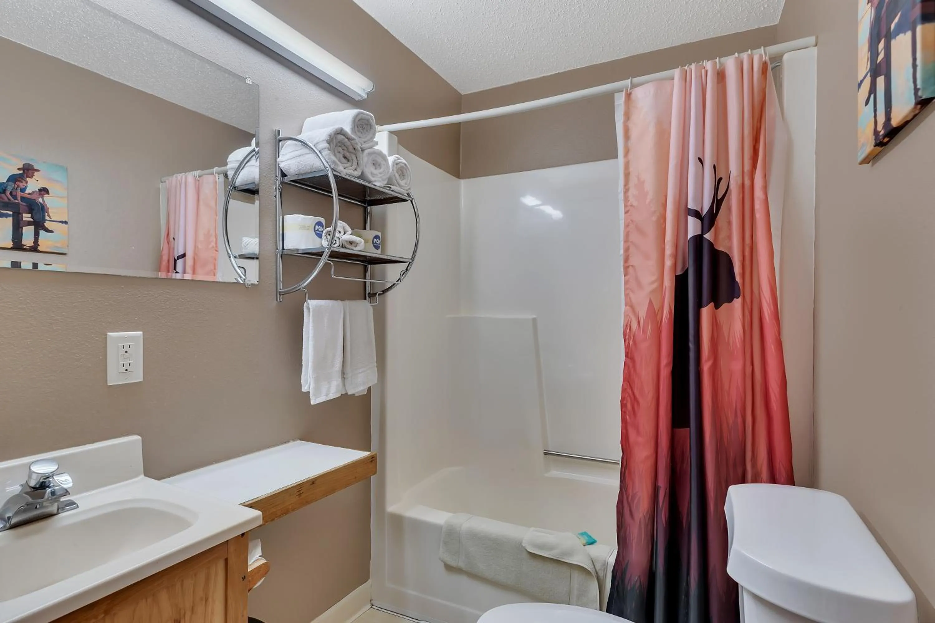 Bathroom in Blue Moon Resort & Motel