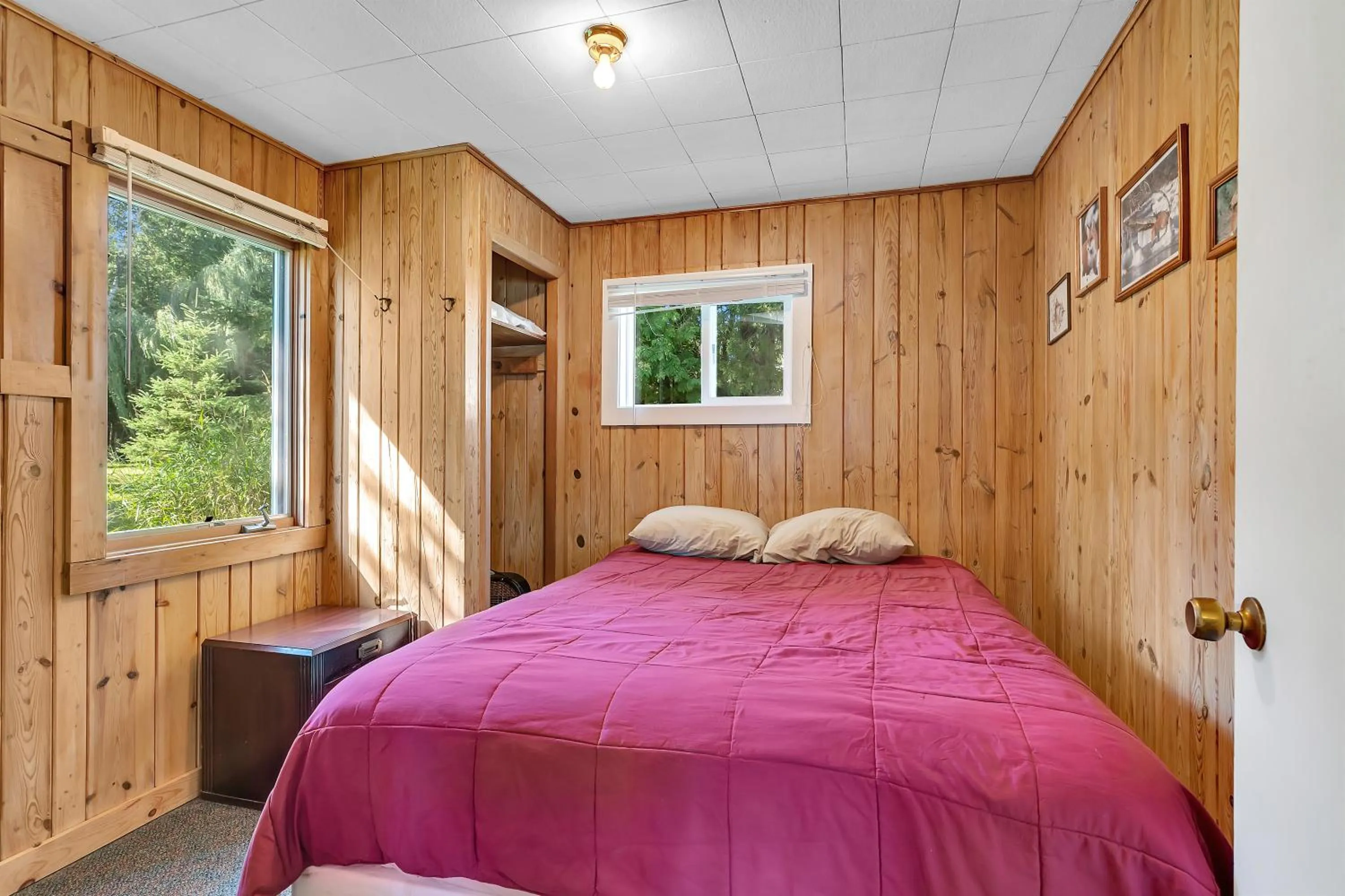 Bedroom, Bed in Blue Moon Resort & Motel