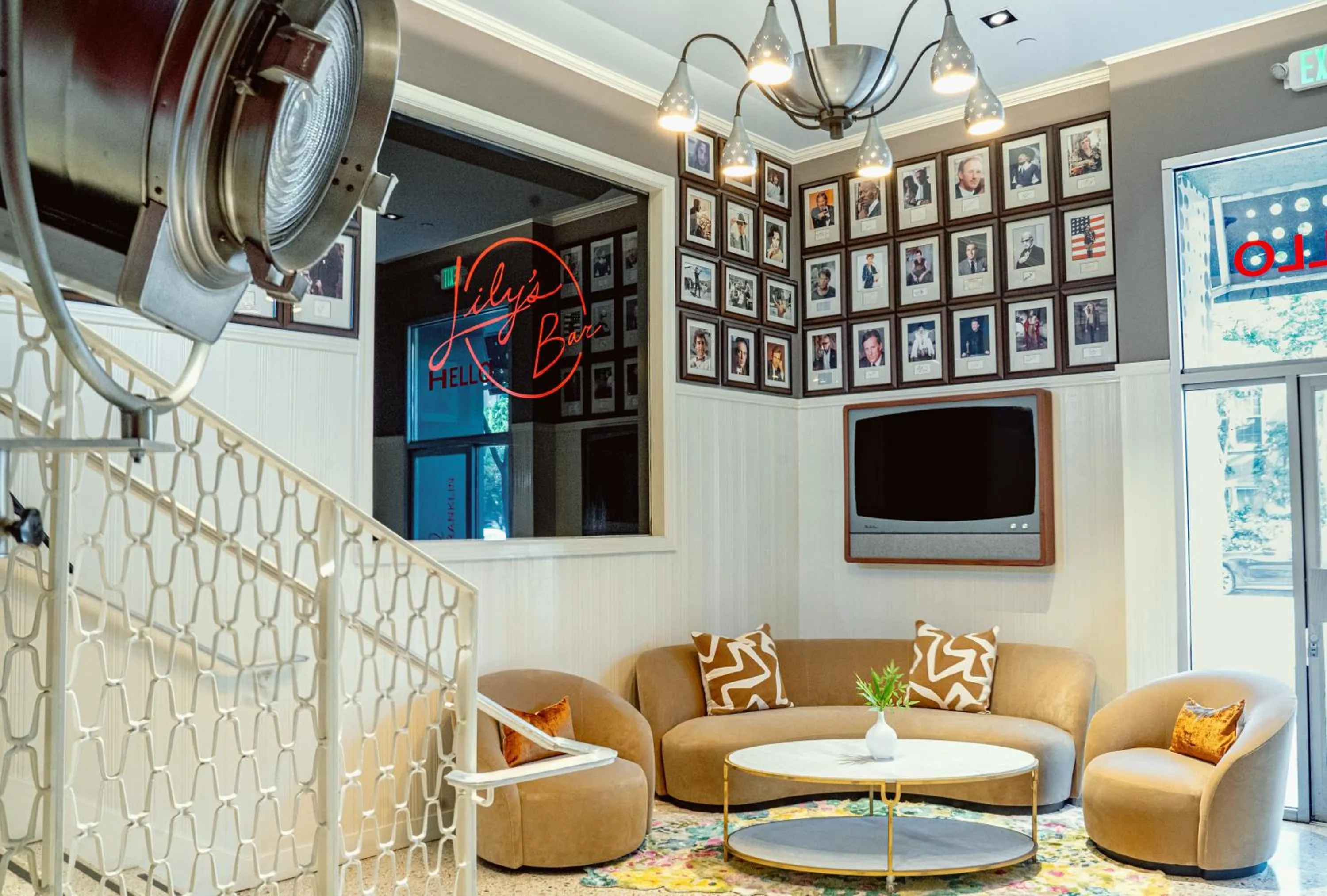 TV and multimedia in The Hollywood Franklin Hotel near Universal Studios