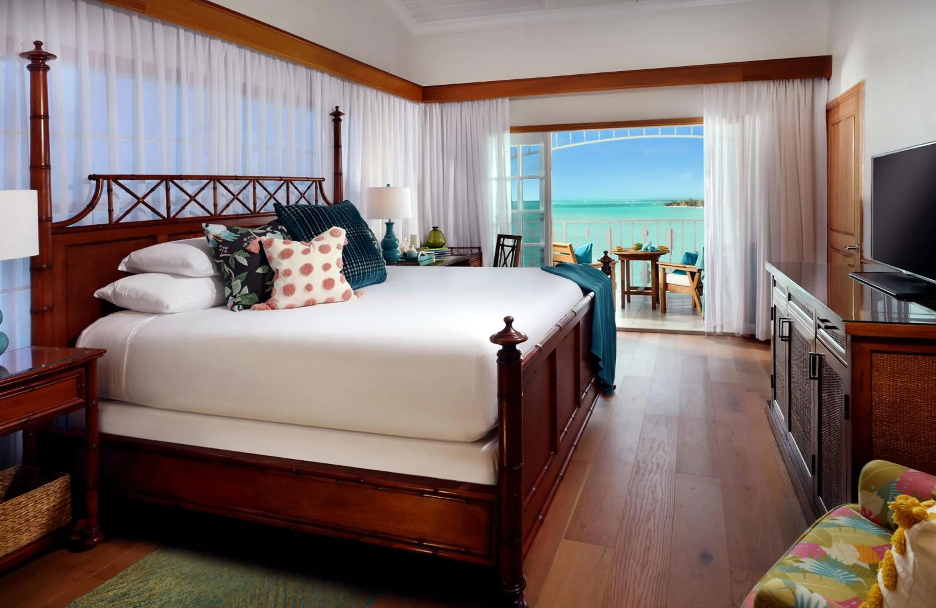 Bed in Ocean Key Resort & Spa, a Noble House Resort