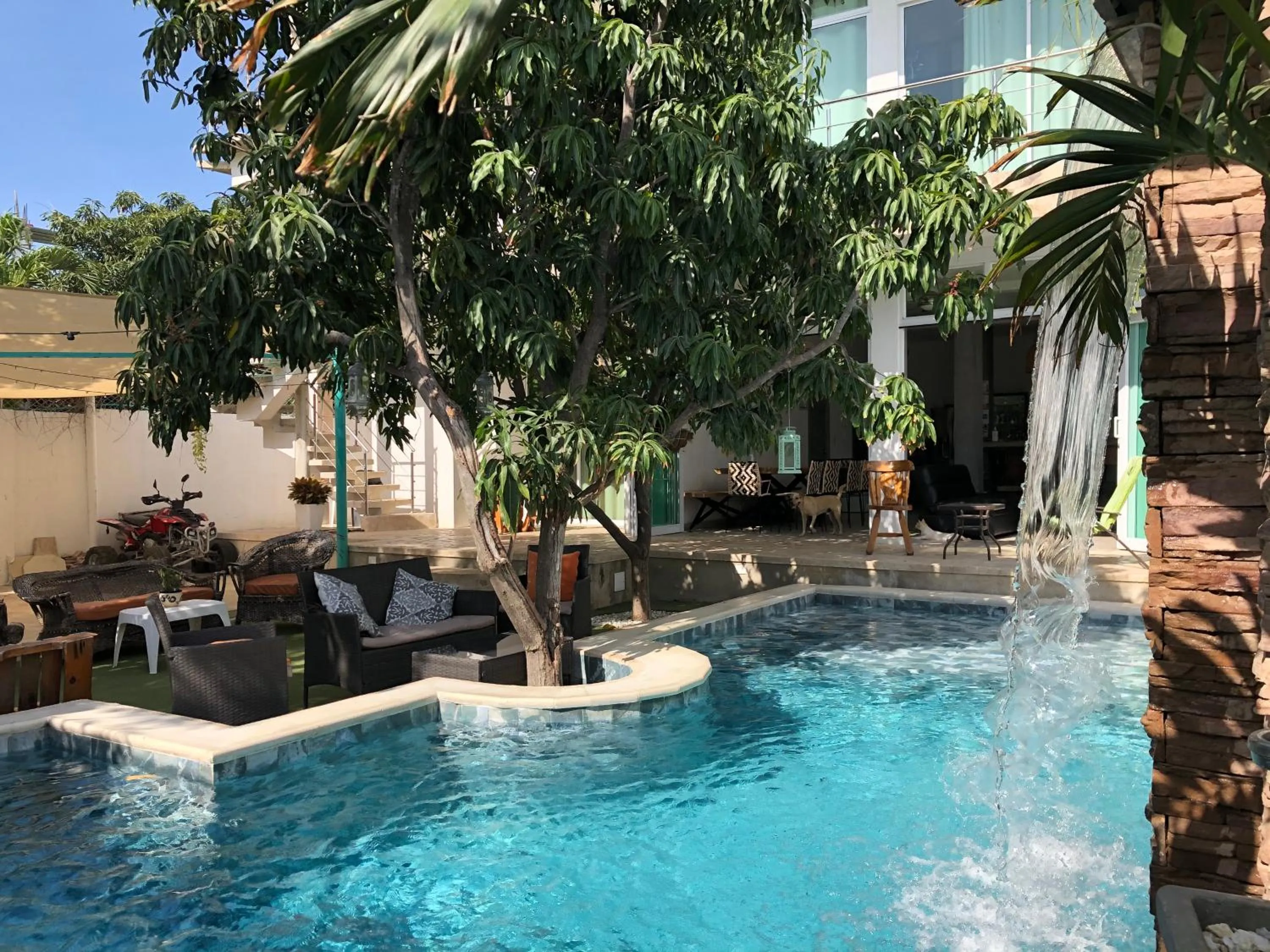 Swimming pool in Ritacuba House Boutique