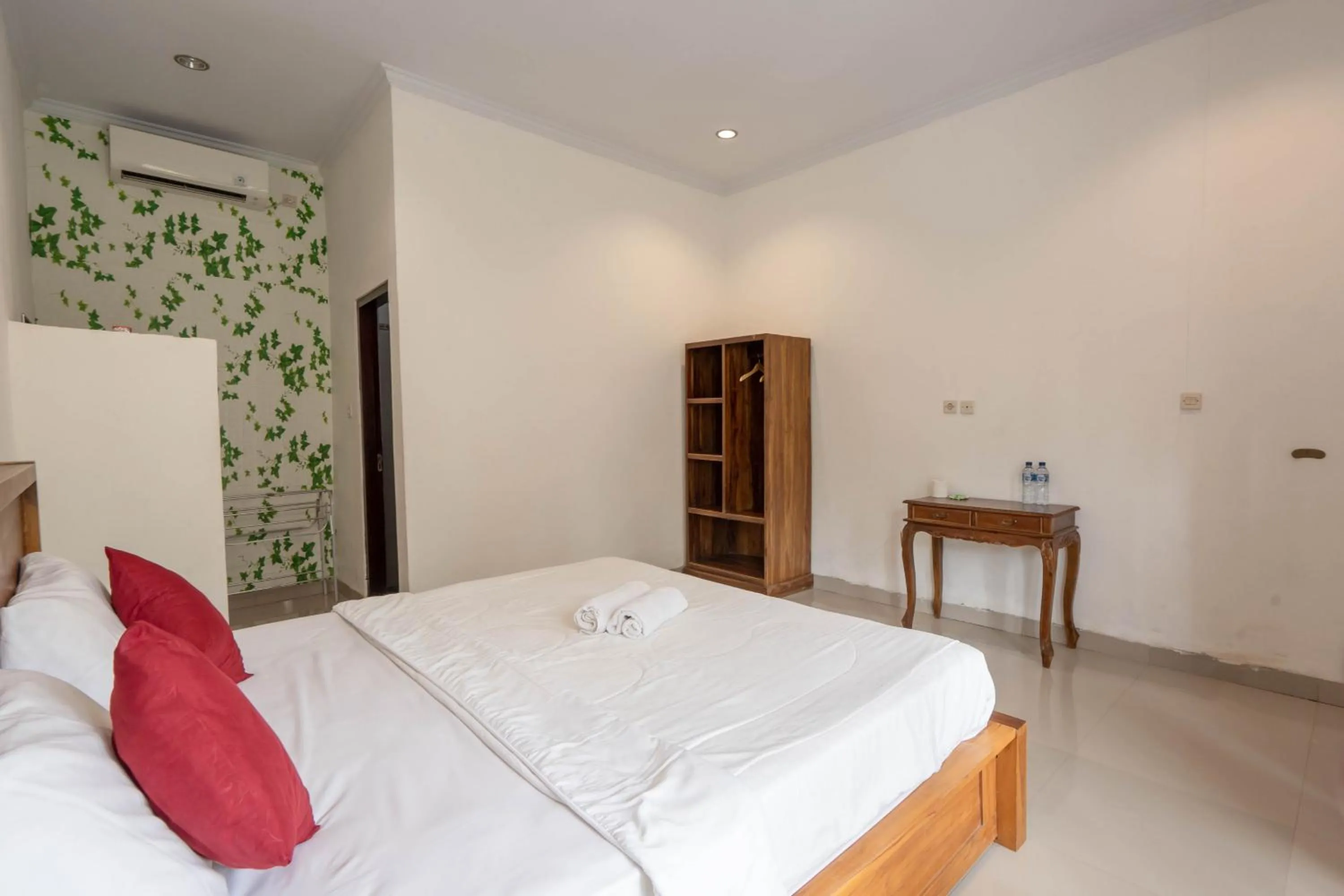 Bed in Omah Nusa Guesthouse RedPartner