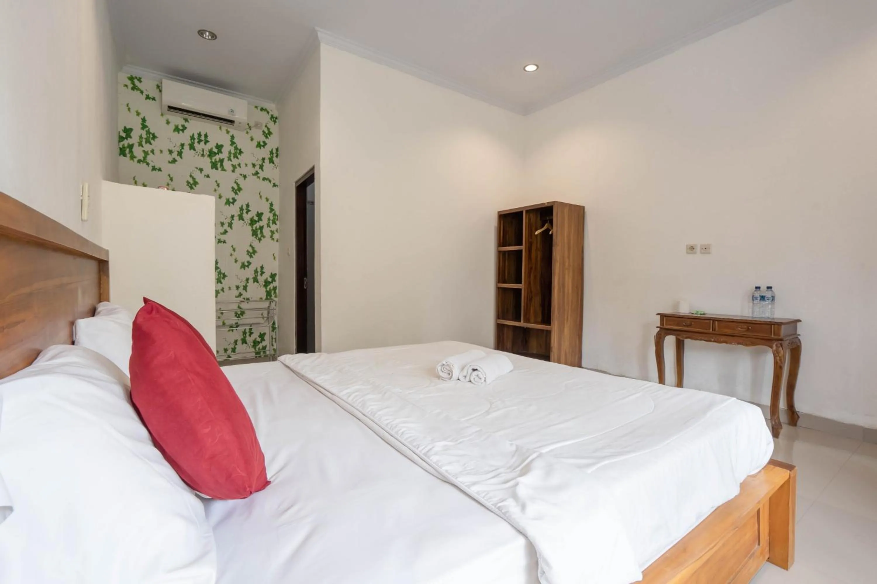 Bed in Omah Nusa Guesthouse RedPartner