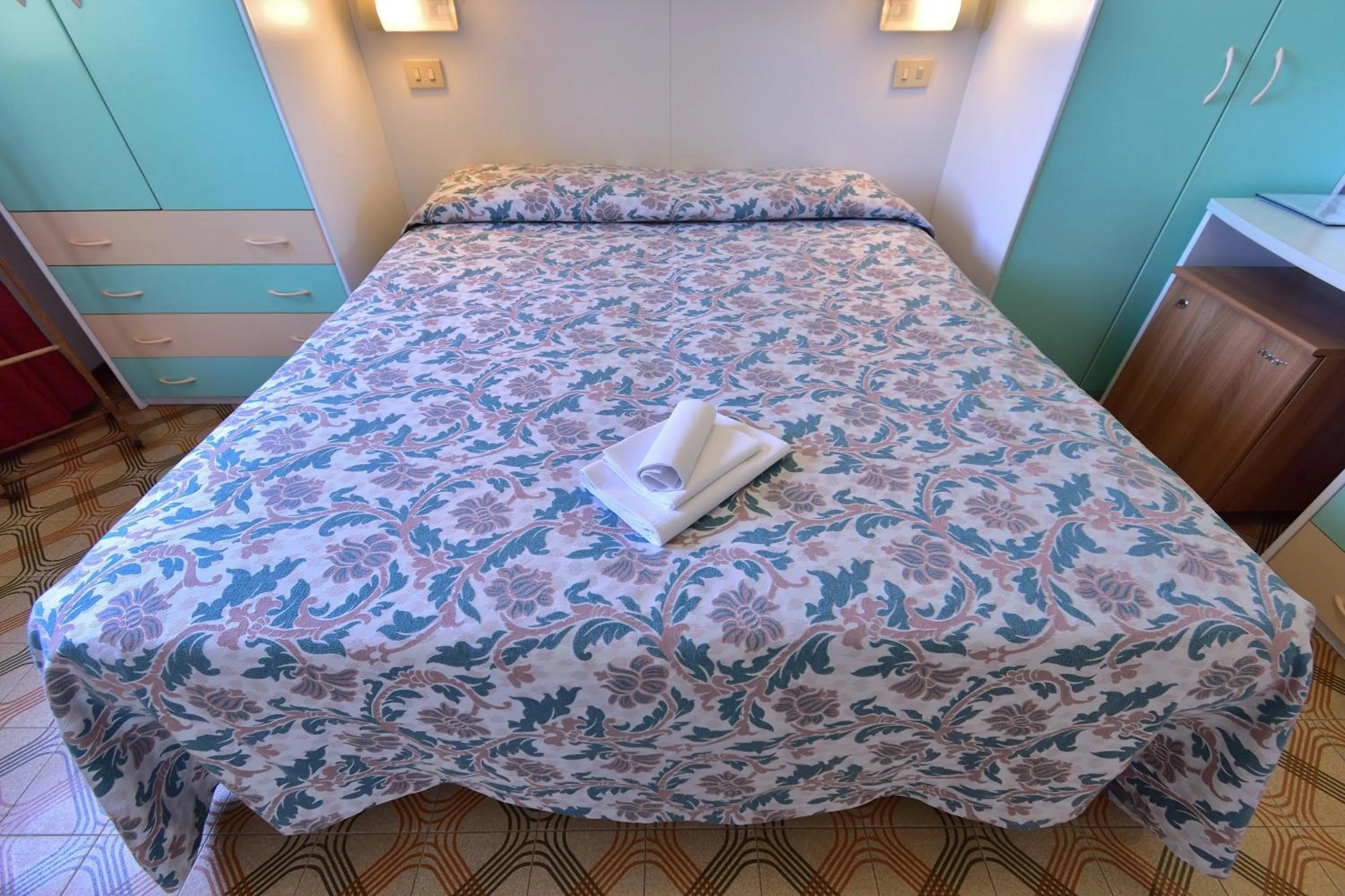 Bed in Eden Park Hotel