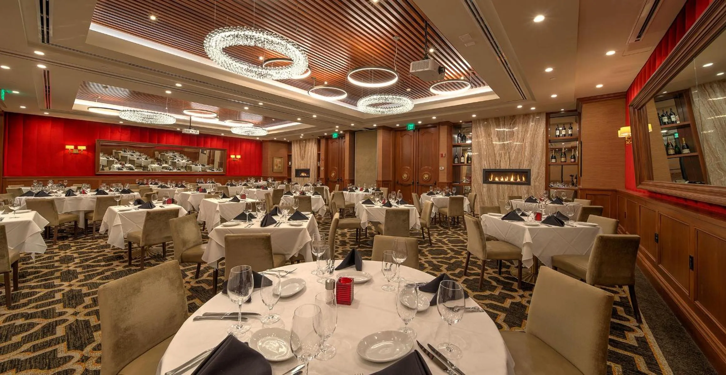 Restaurant/places to eat in Pier 5 Hotel Baltimore