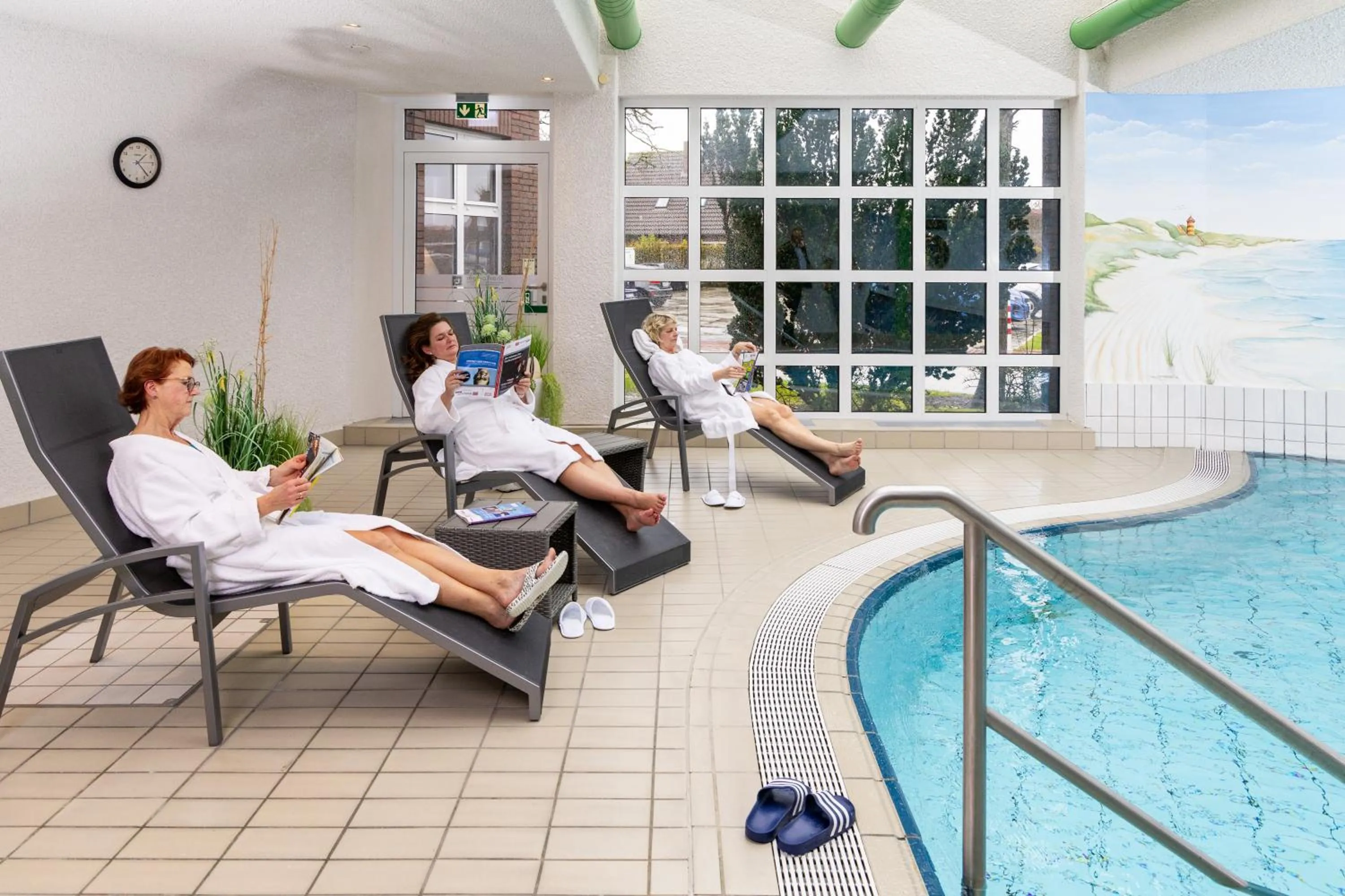 Pool view in Hotel Regina Maris