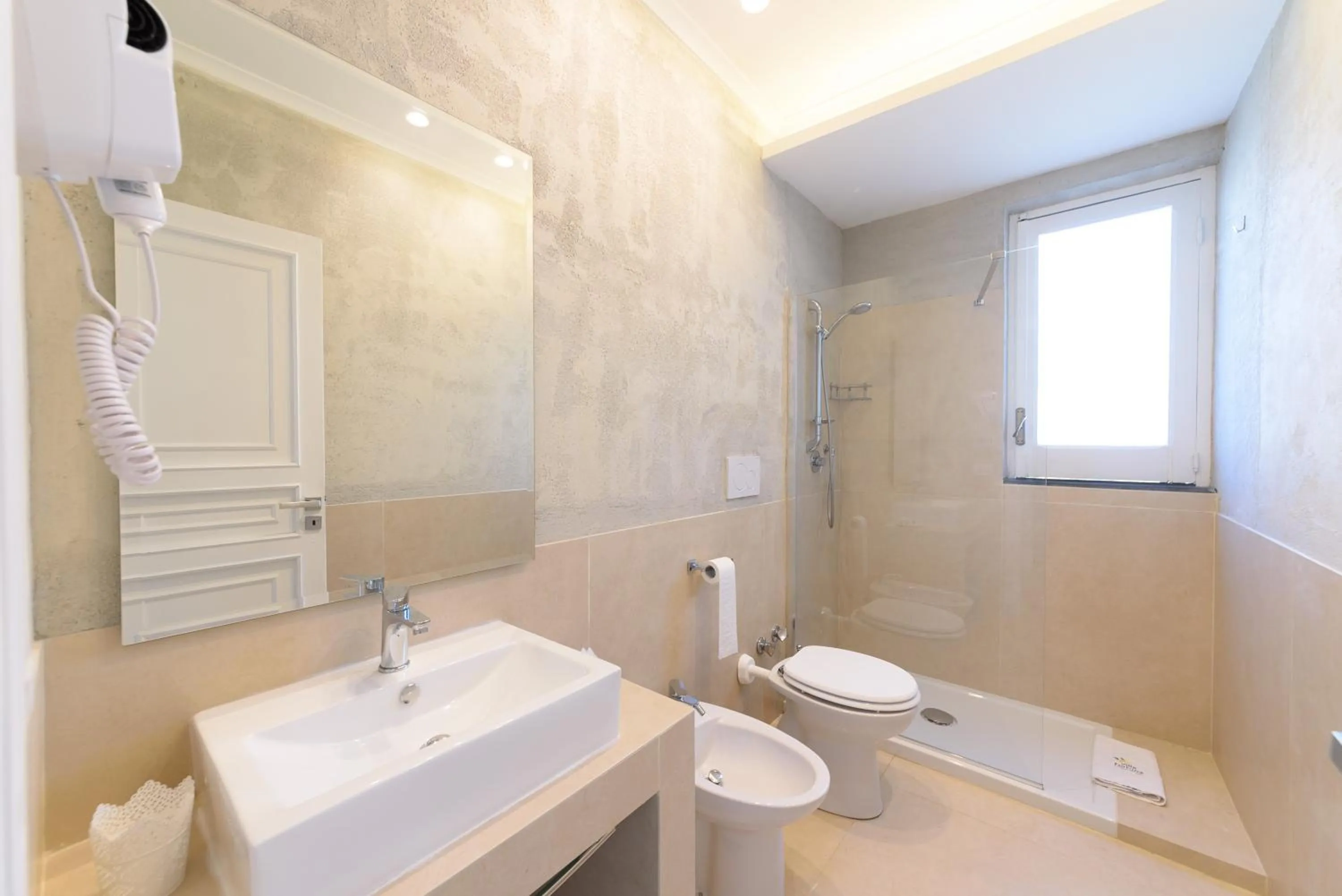 Shower in Villa Fortuna Holiday Resort