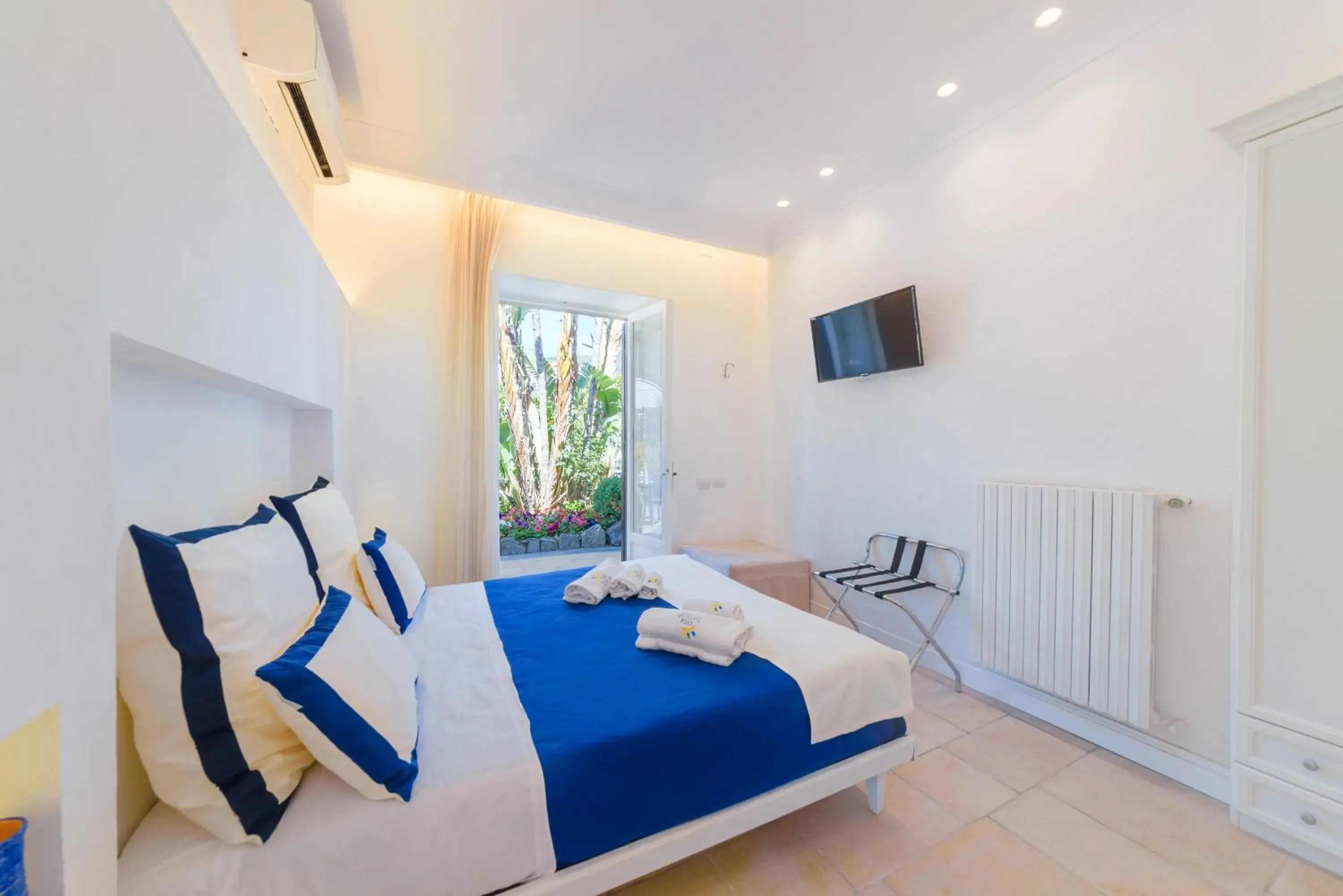 Classic Quadruple Room in Villa Fortuna Holiday Resort Classic Quadruple Room in Villa Fortuna Holiday Resort