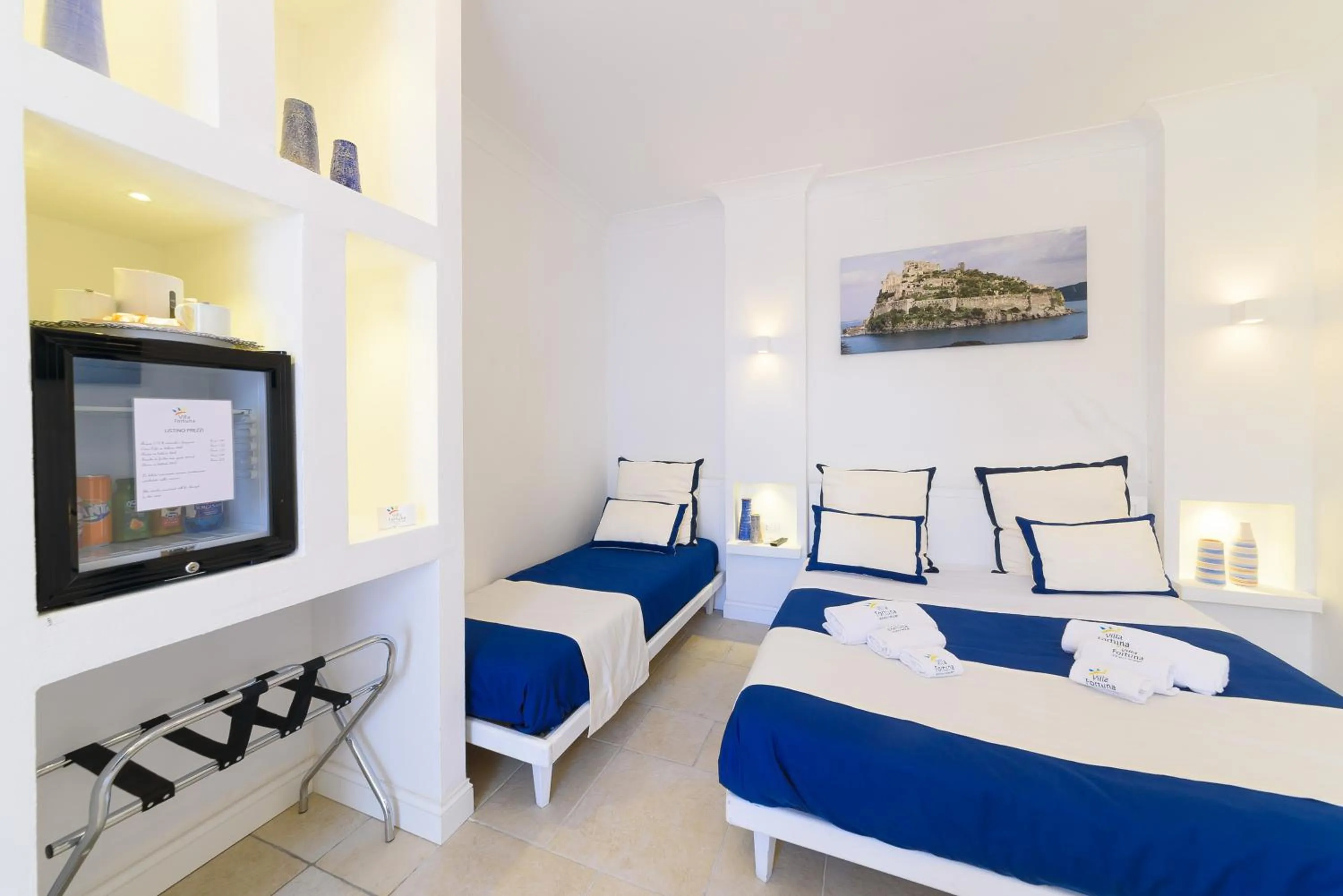 Bed in Villa Fortuna Holiday Resort