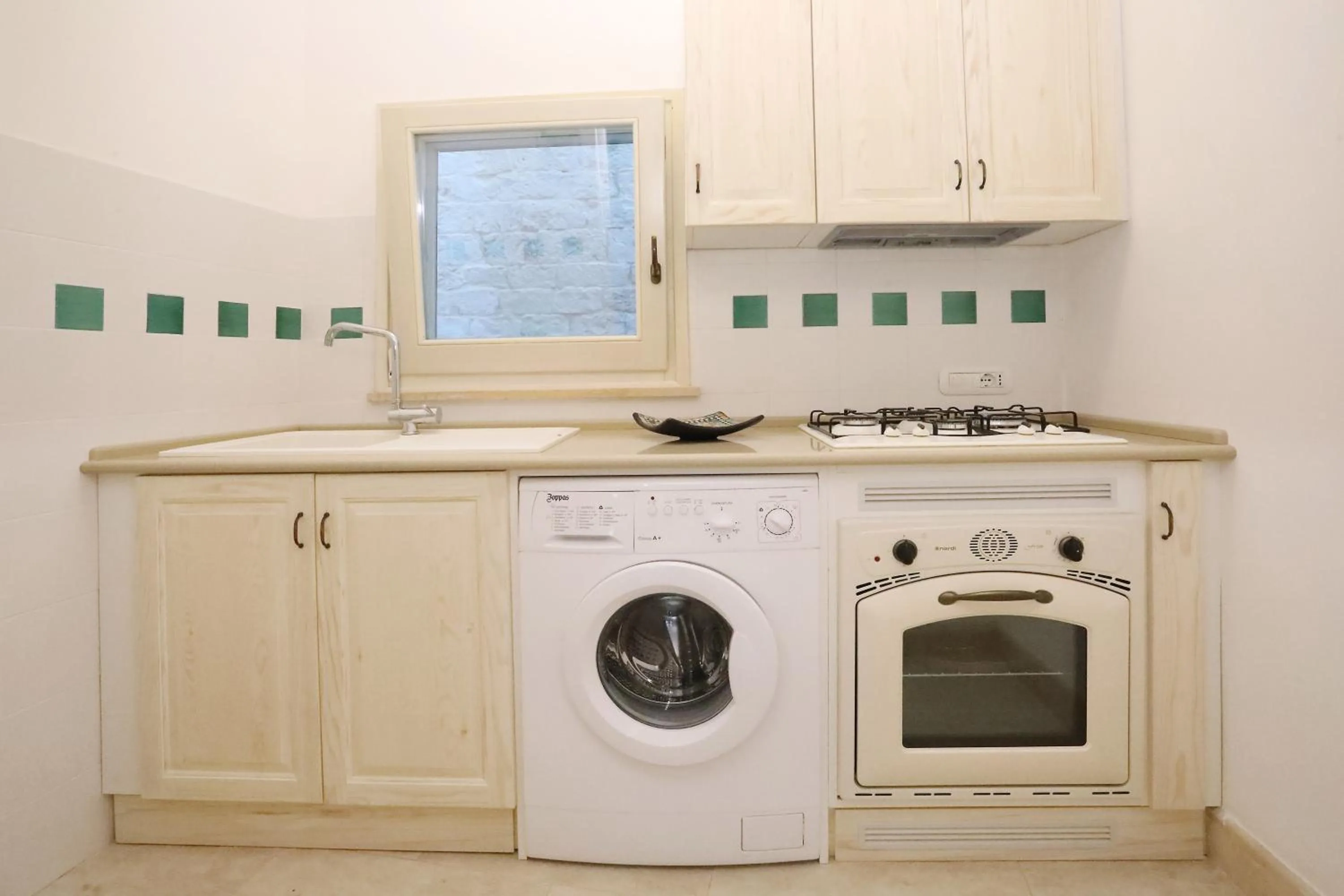 Kitchen or kitchenette in Villa Rosato