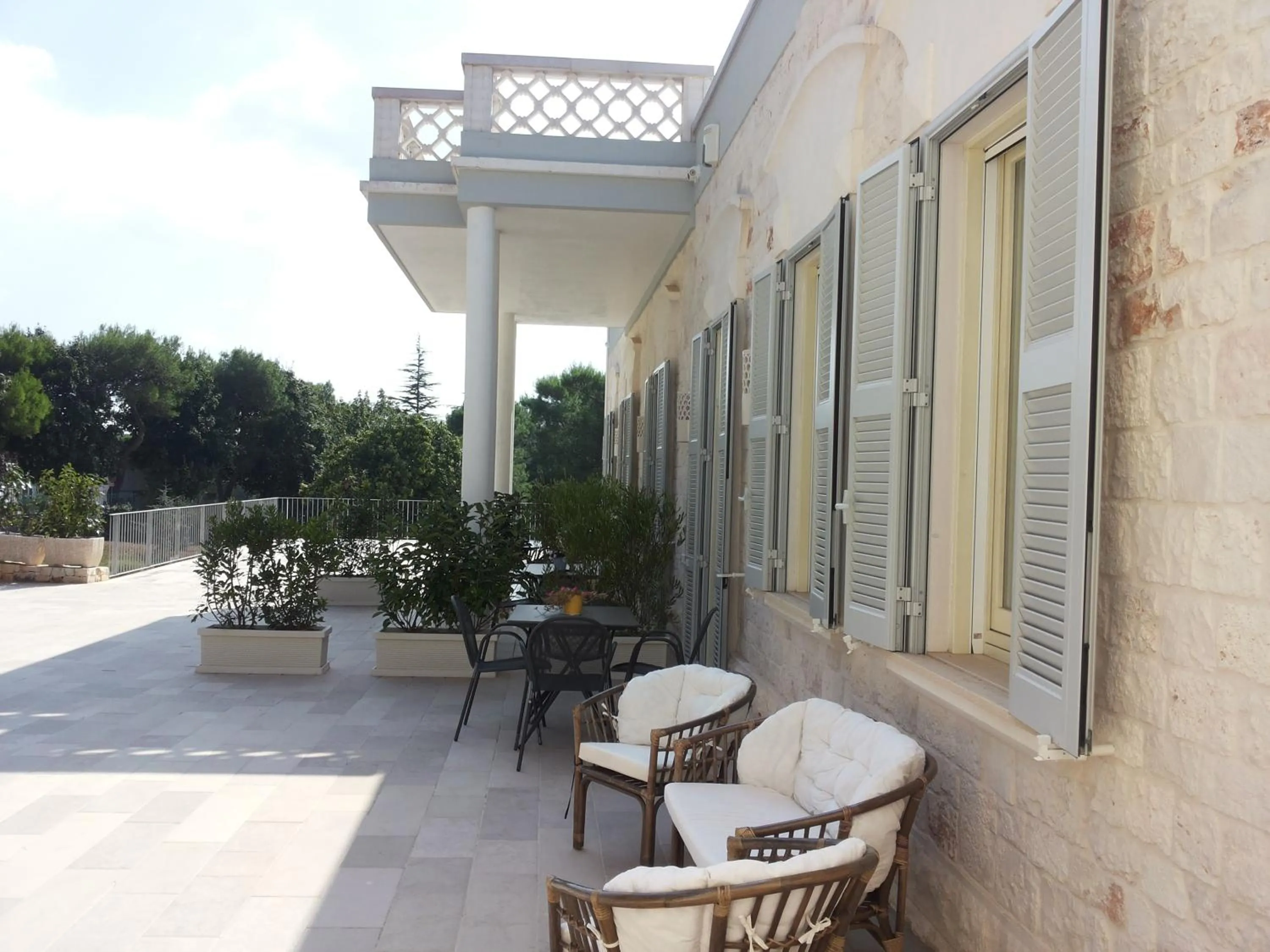 Facade/entrance in Villa Rosato