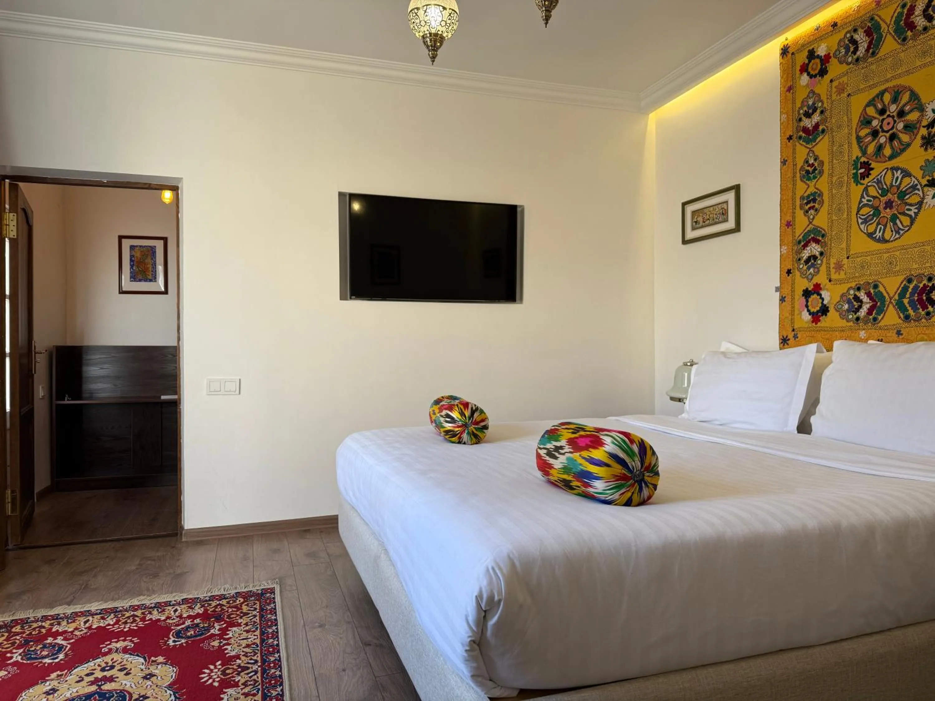 TV and multimedia, Bed in Usman Heritage