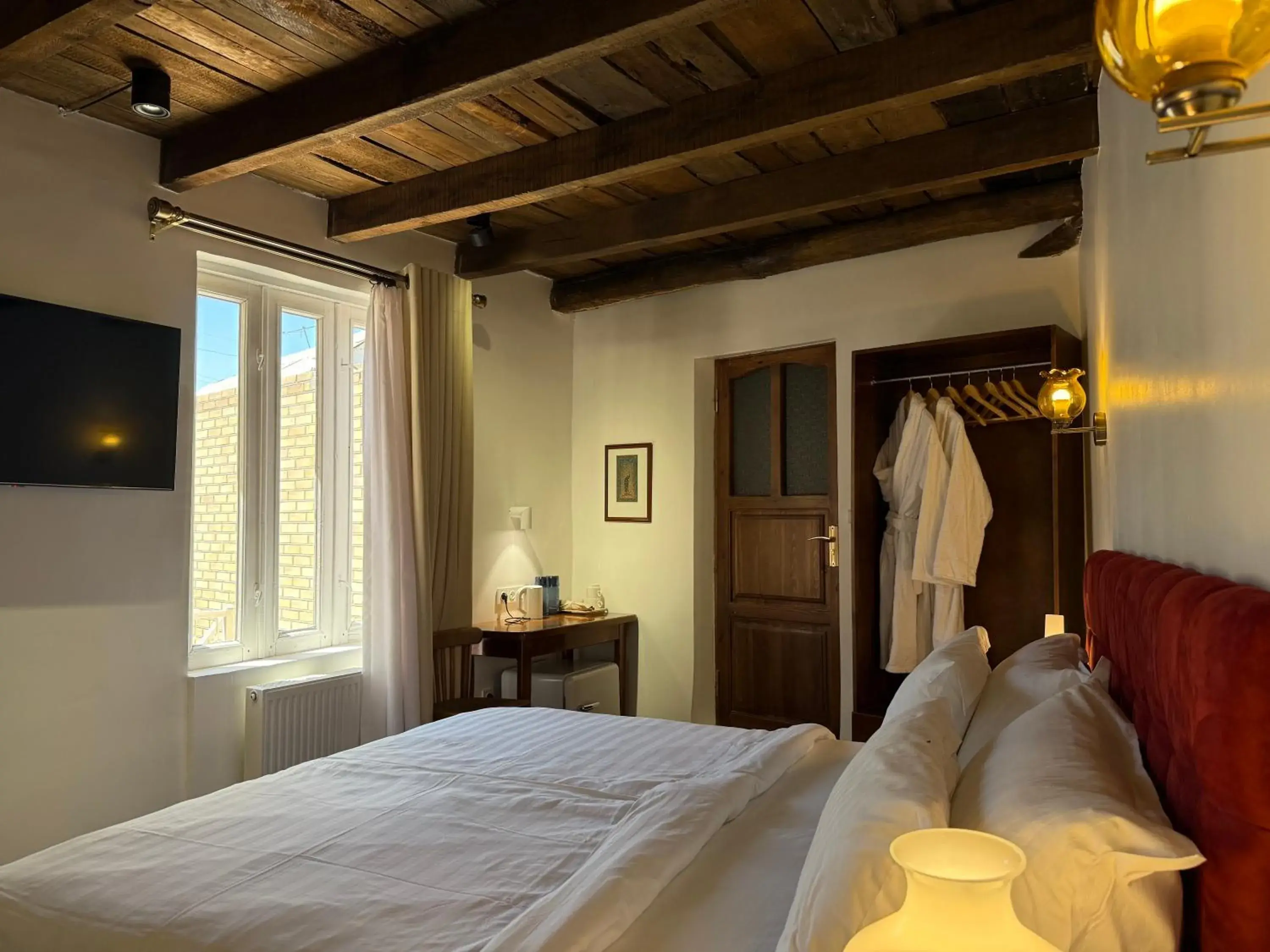 Deluxe Double or Twin Room with Balcony - single occupancy in Usman Heritage Deluxe Double or Twin Room with Balcony - single occupancy in Usman Heritage