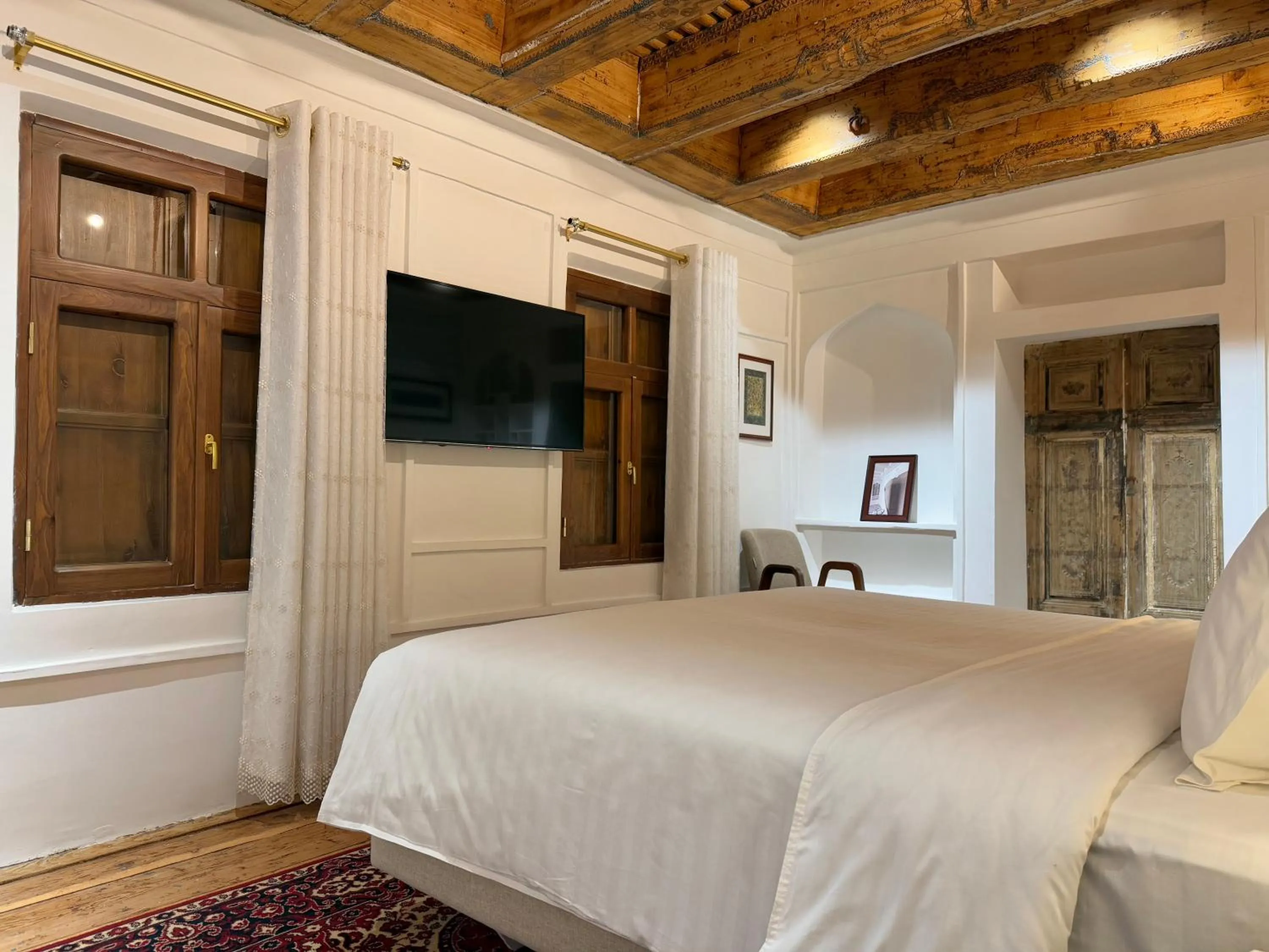 Bed in Usman Heritage