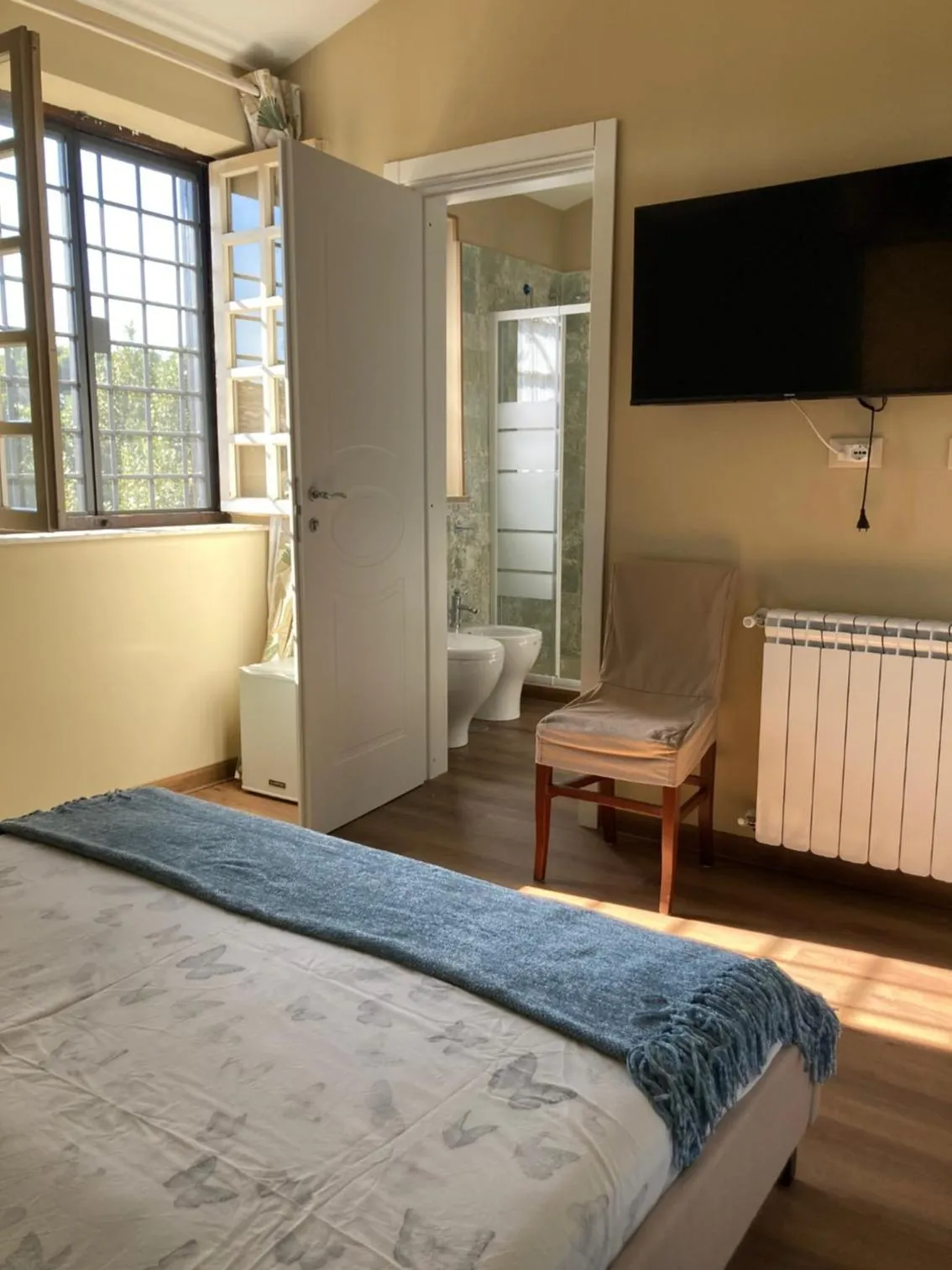 Photo of the whole room, Bed in Villa di Christian e Michelle