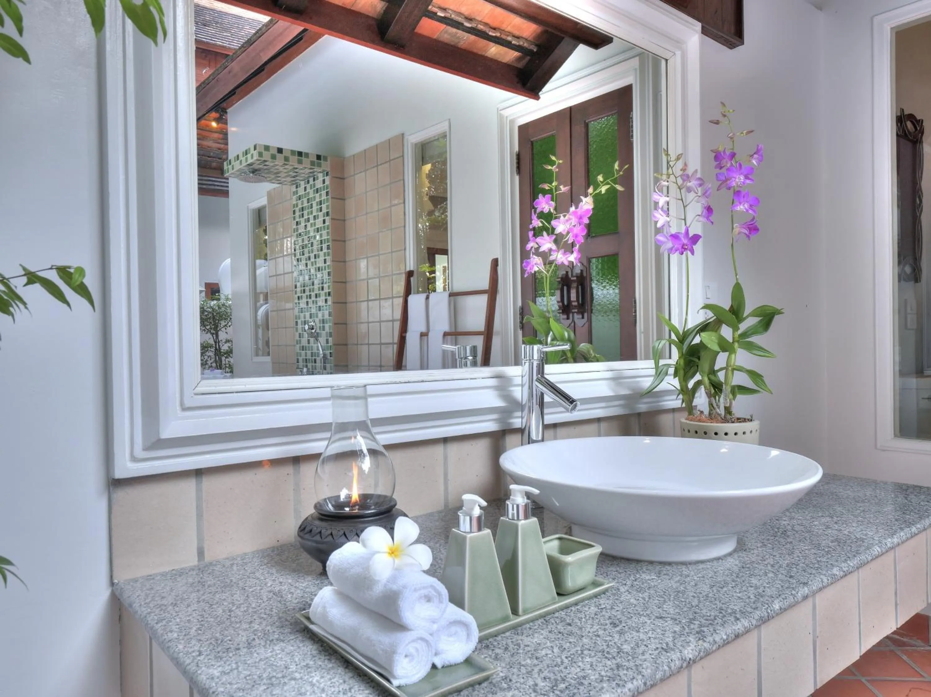 Bathroom in MonPanaNont Wellness