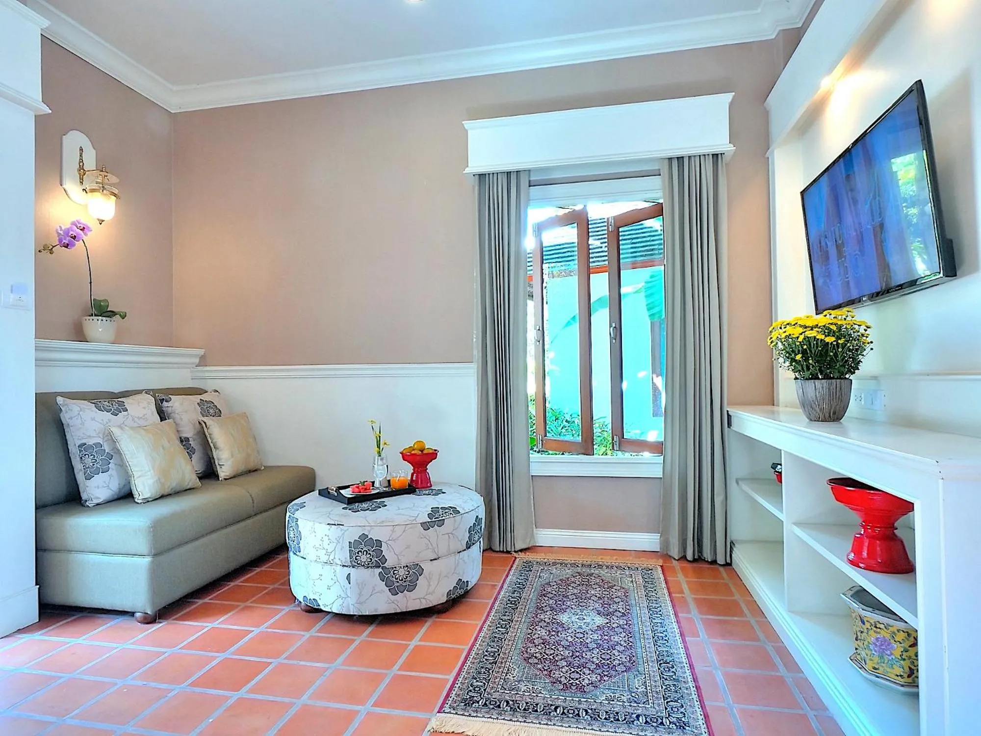 TV and multimedia in MonPanaNont Wellness